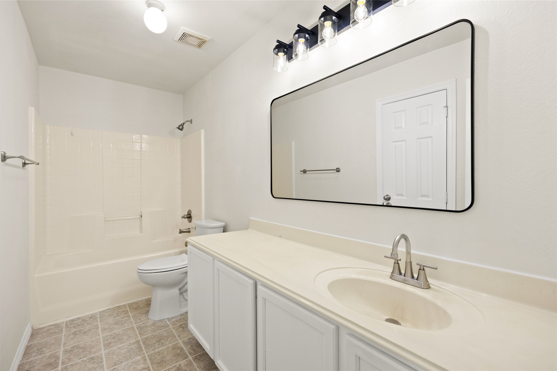 5213 Bailey Lane, Alvin, TX 77511