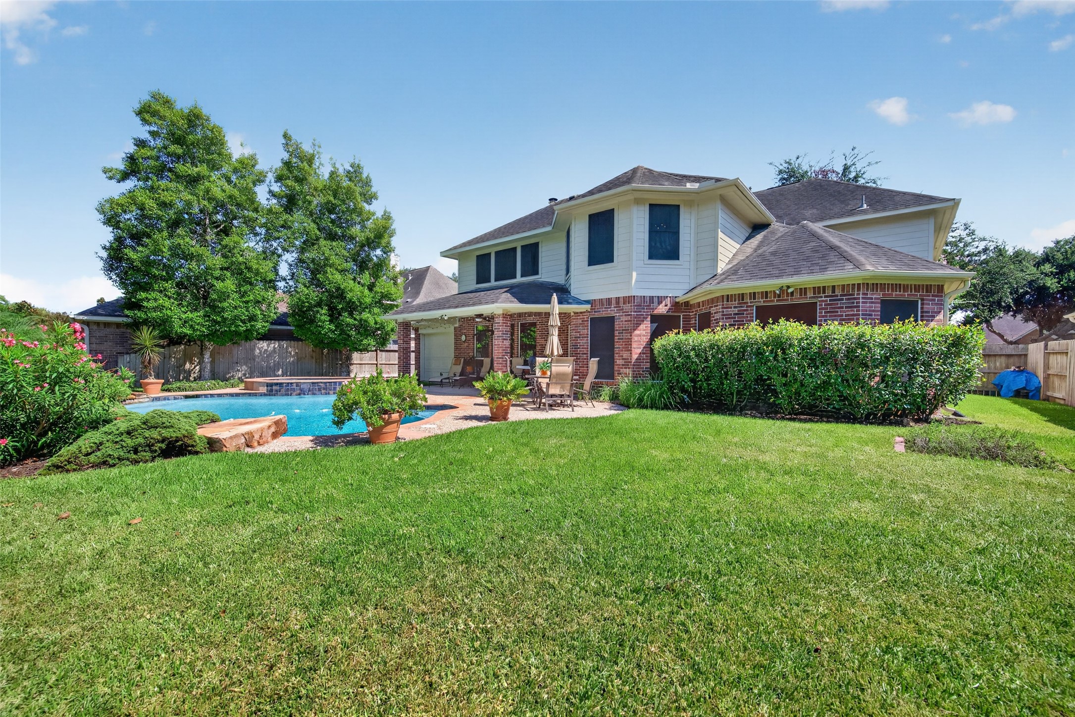 410 Seaborough Lane, League City, TX 77573