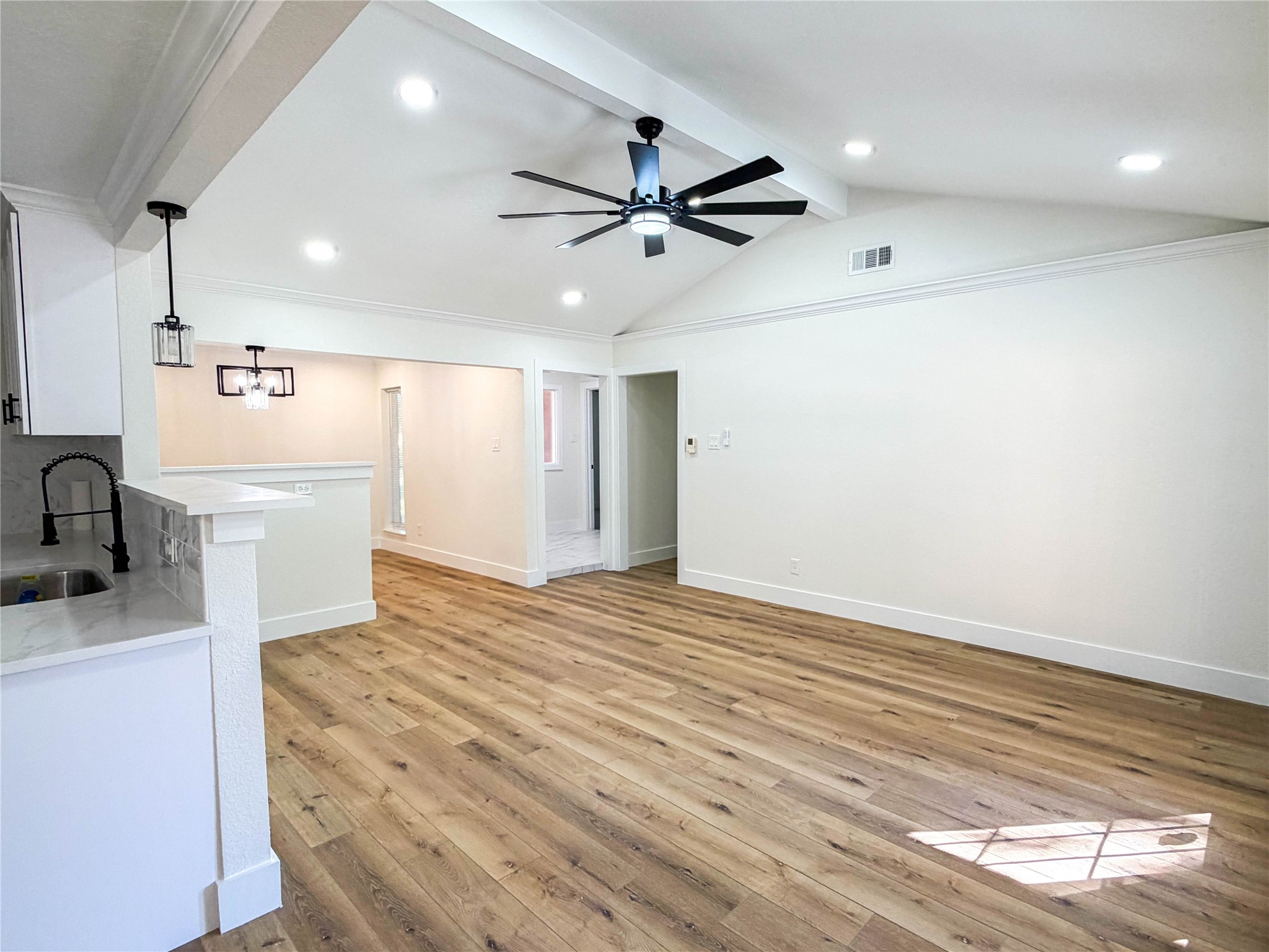 5434 Botany Lane, Houston, TX 77048 5434 Botany Lane, Houston, TX 77048