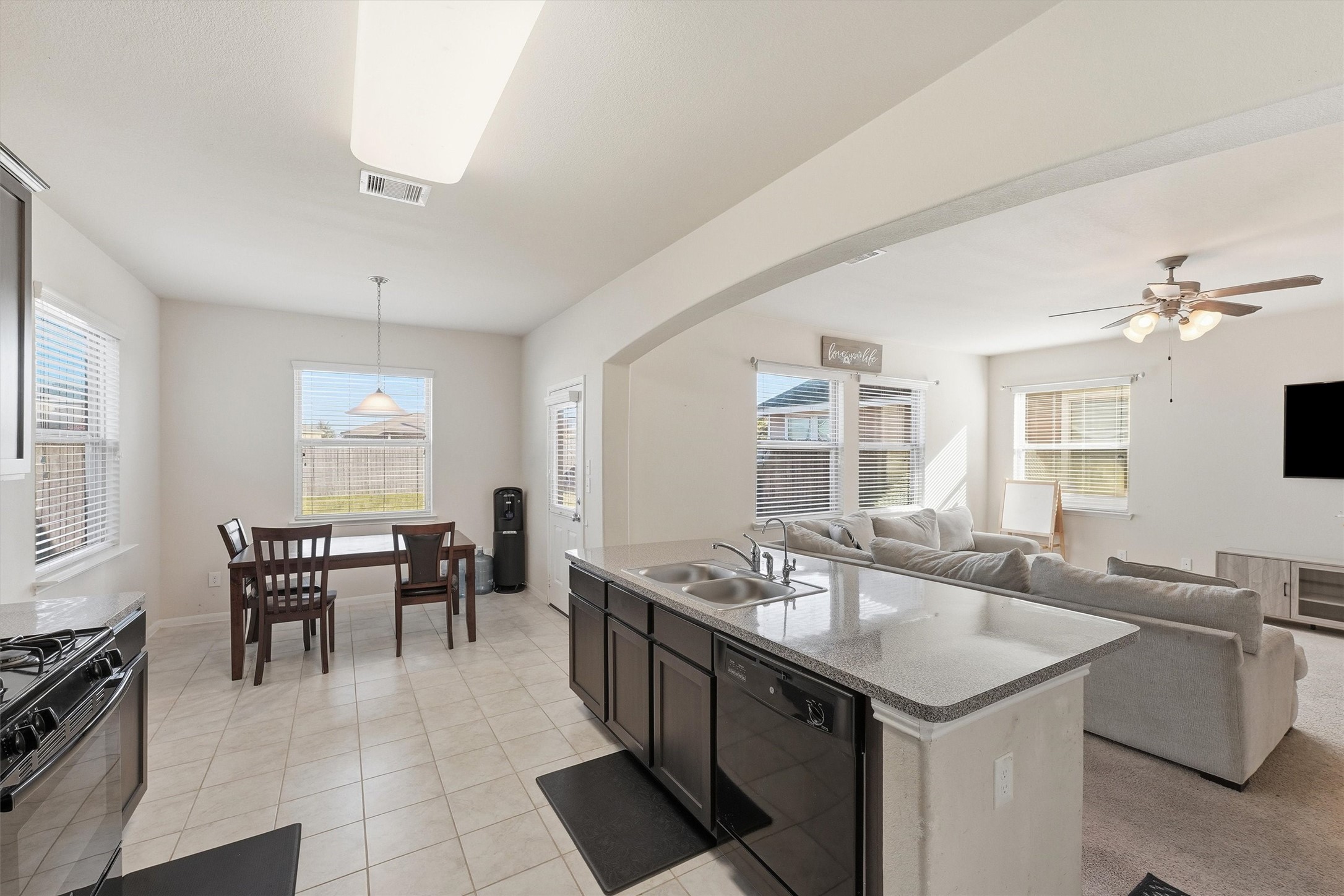 11023 Sun River Falls Drive, Atascocita, TX 77396