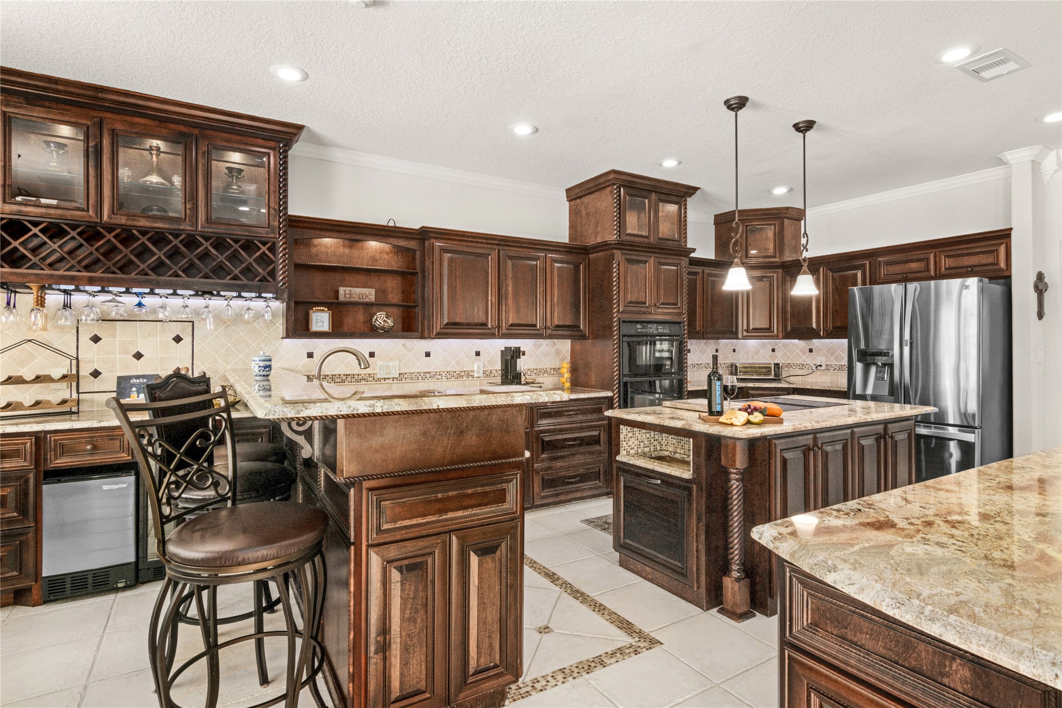 High end Gourmet Kitchen