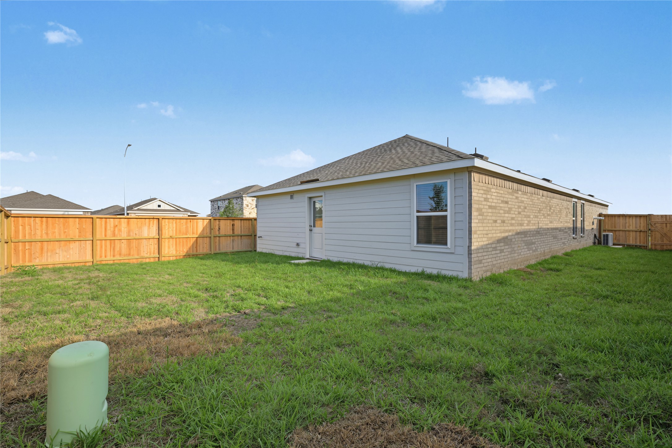 6231 Pelly Place, Baytown, TX 77521