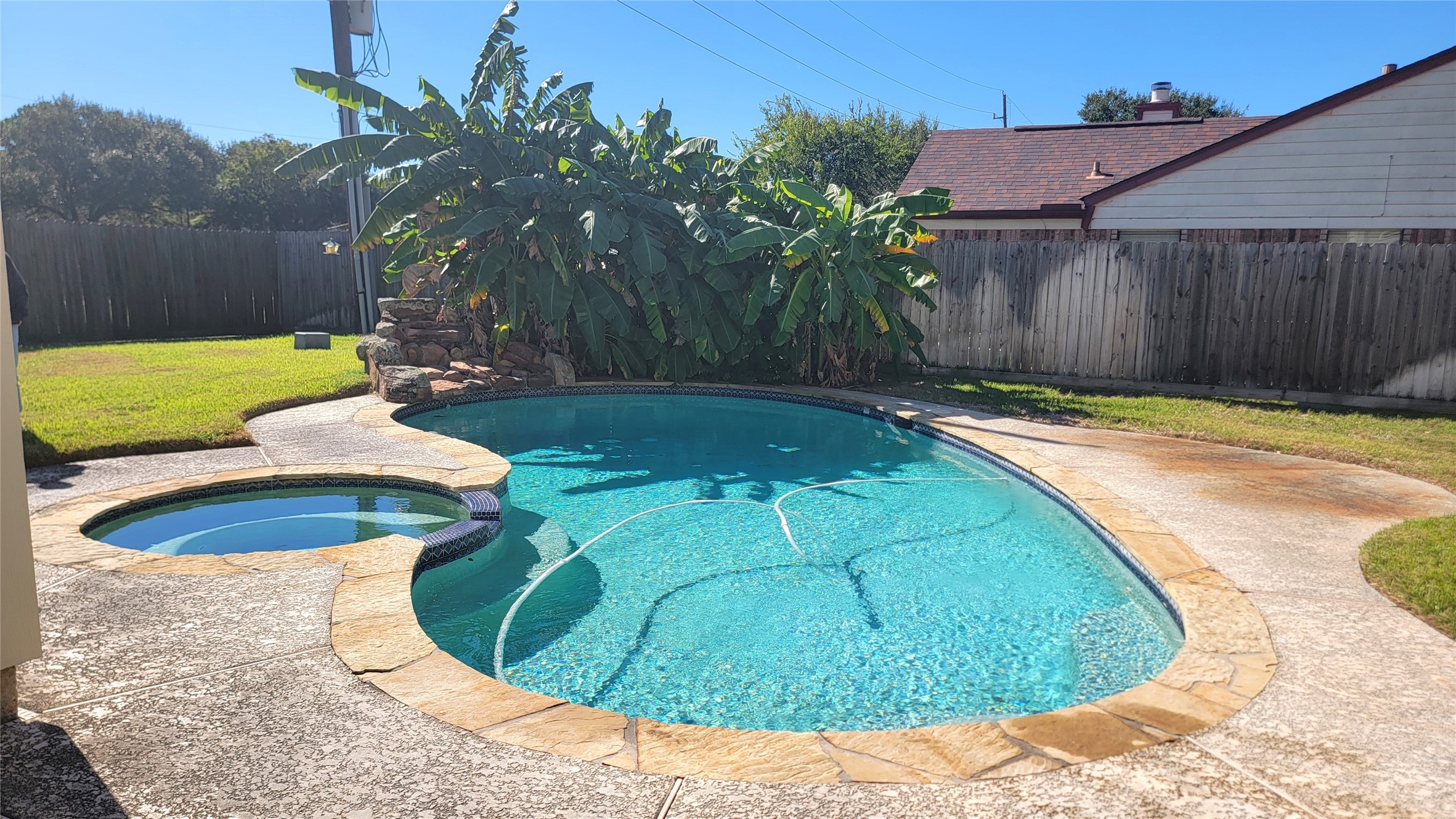 16003 Pinyon Creek Drive, Houston, TX 77095