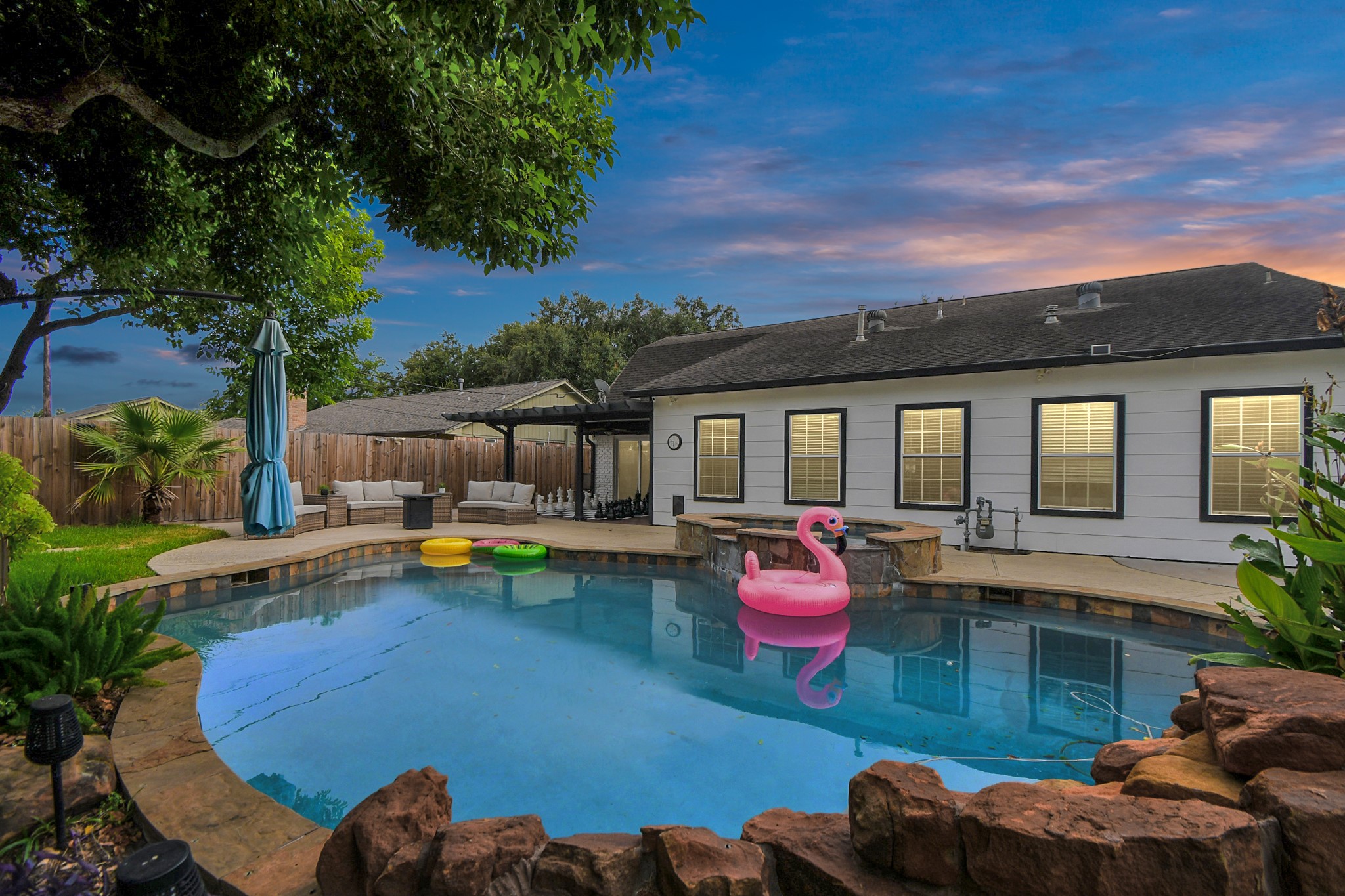 9606 Beverlyhill Street, Houston, TX 77063