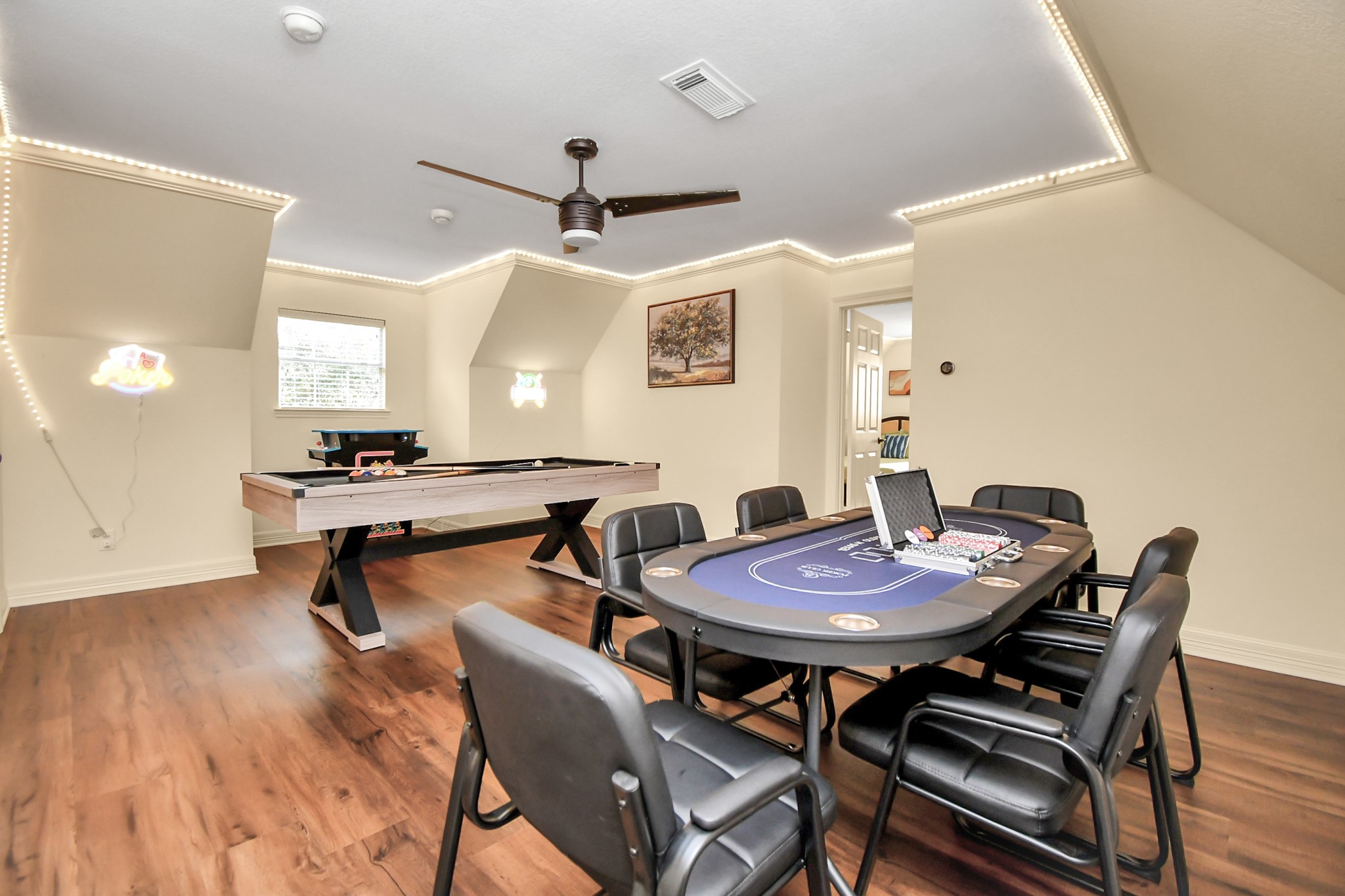 9606 Beverlyhill Street, Houston, TX 77063