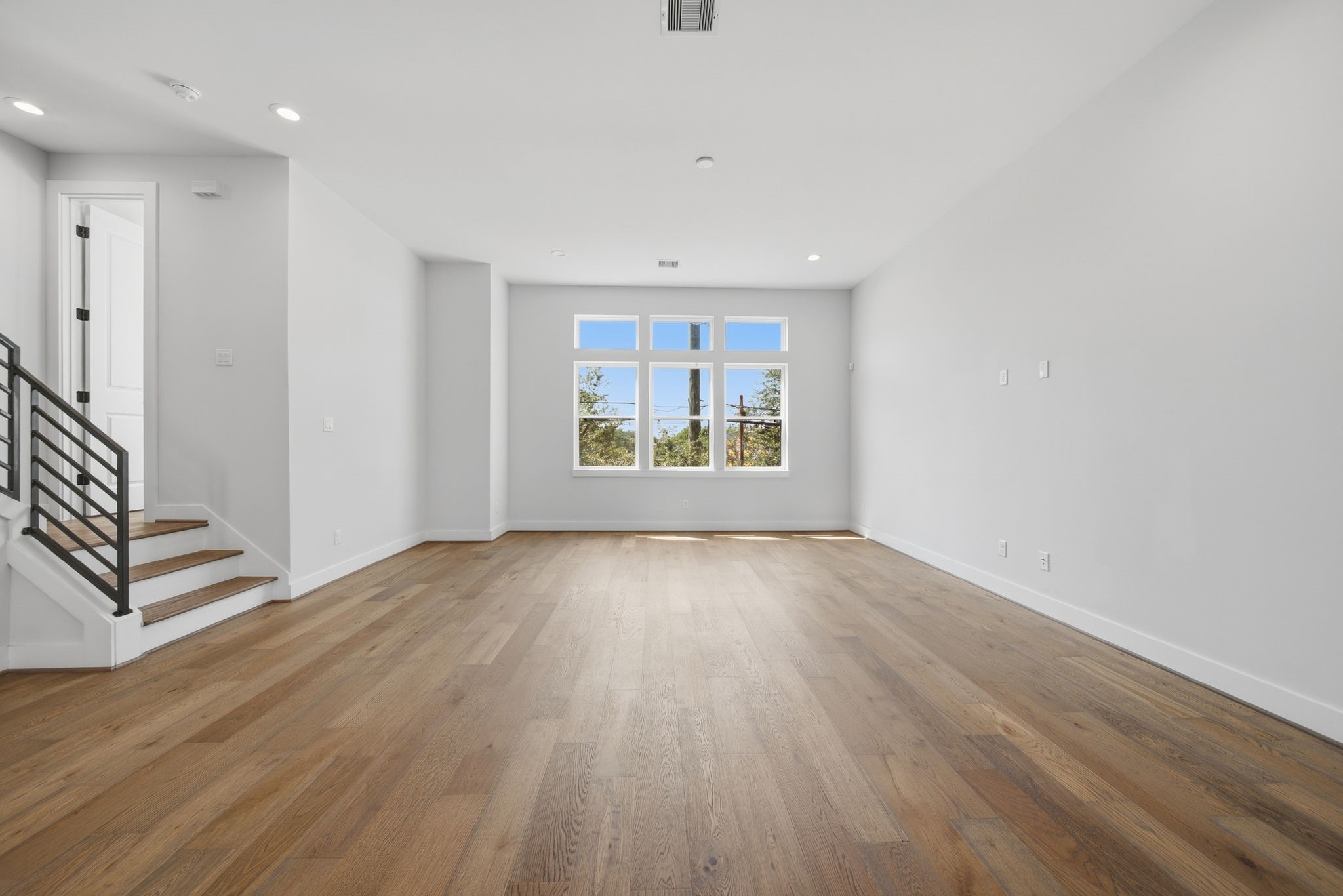Abundant natural light flowing in throughout the home!