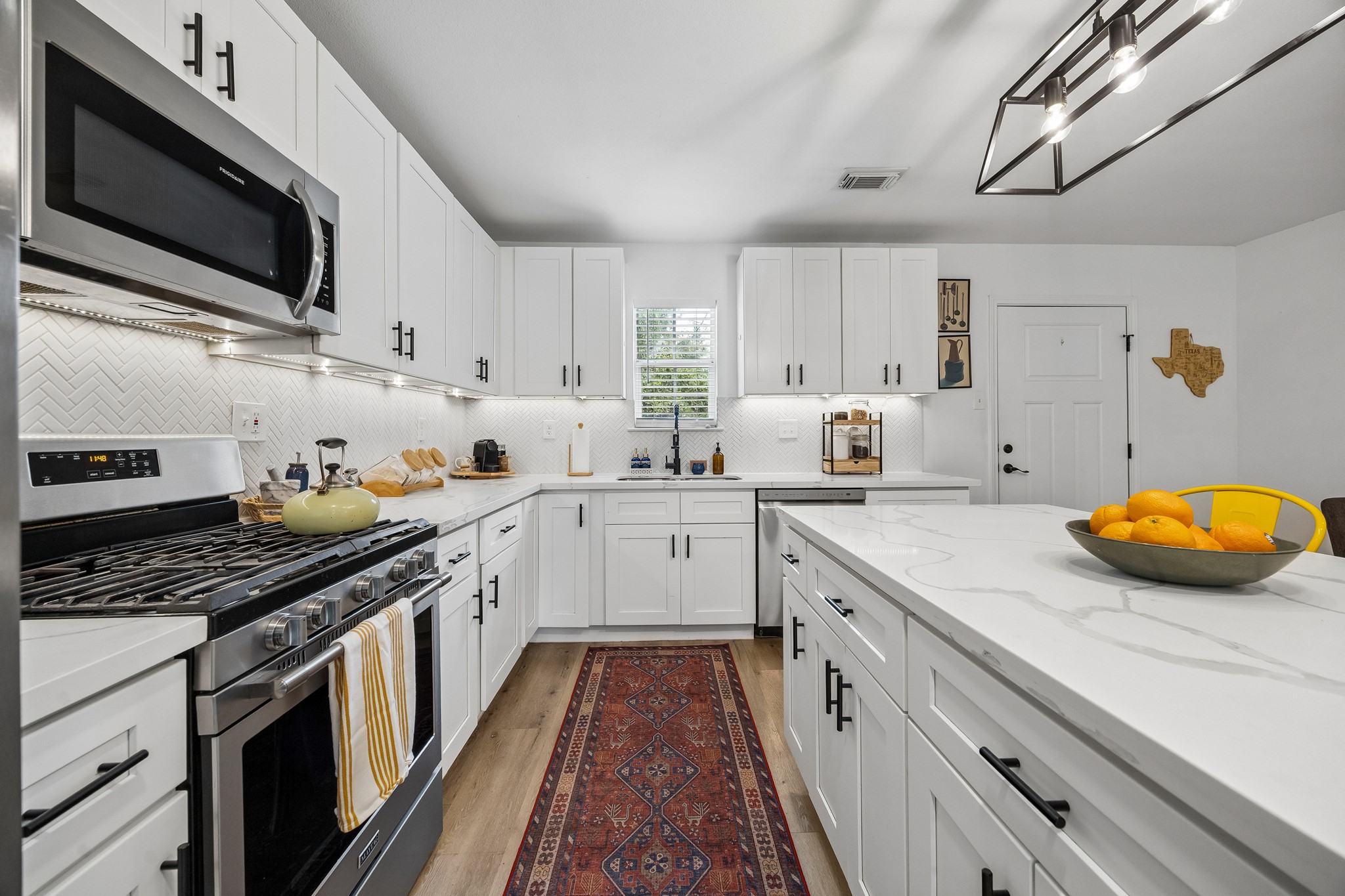3555 Ruth Street, Houston, TX 77004