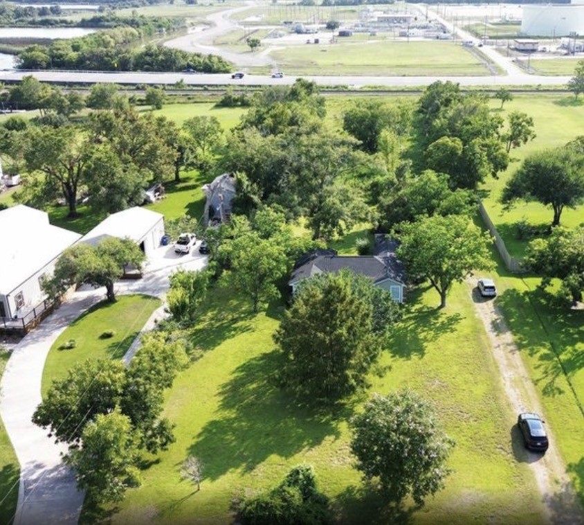 19506 Old Galveston Road, Webster, TX 77598