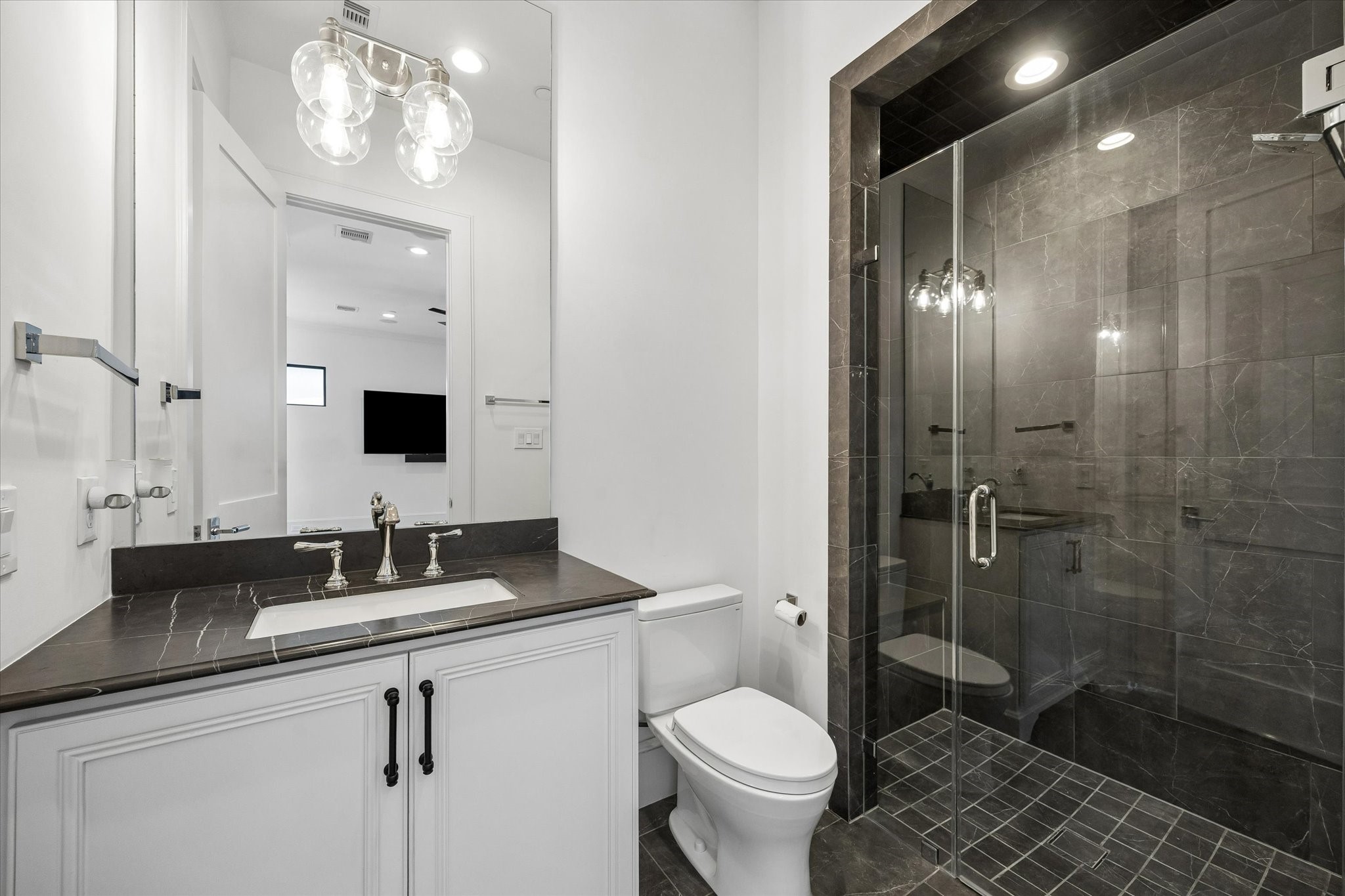 1331 Peden Street, Houston, TX 77006