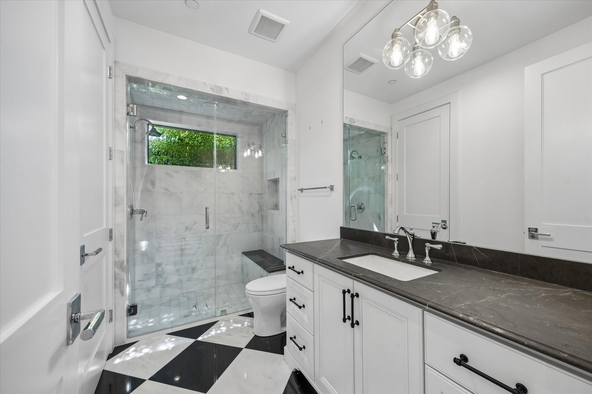 1331 Peden Street, Houston, TX 77006