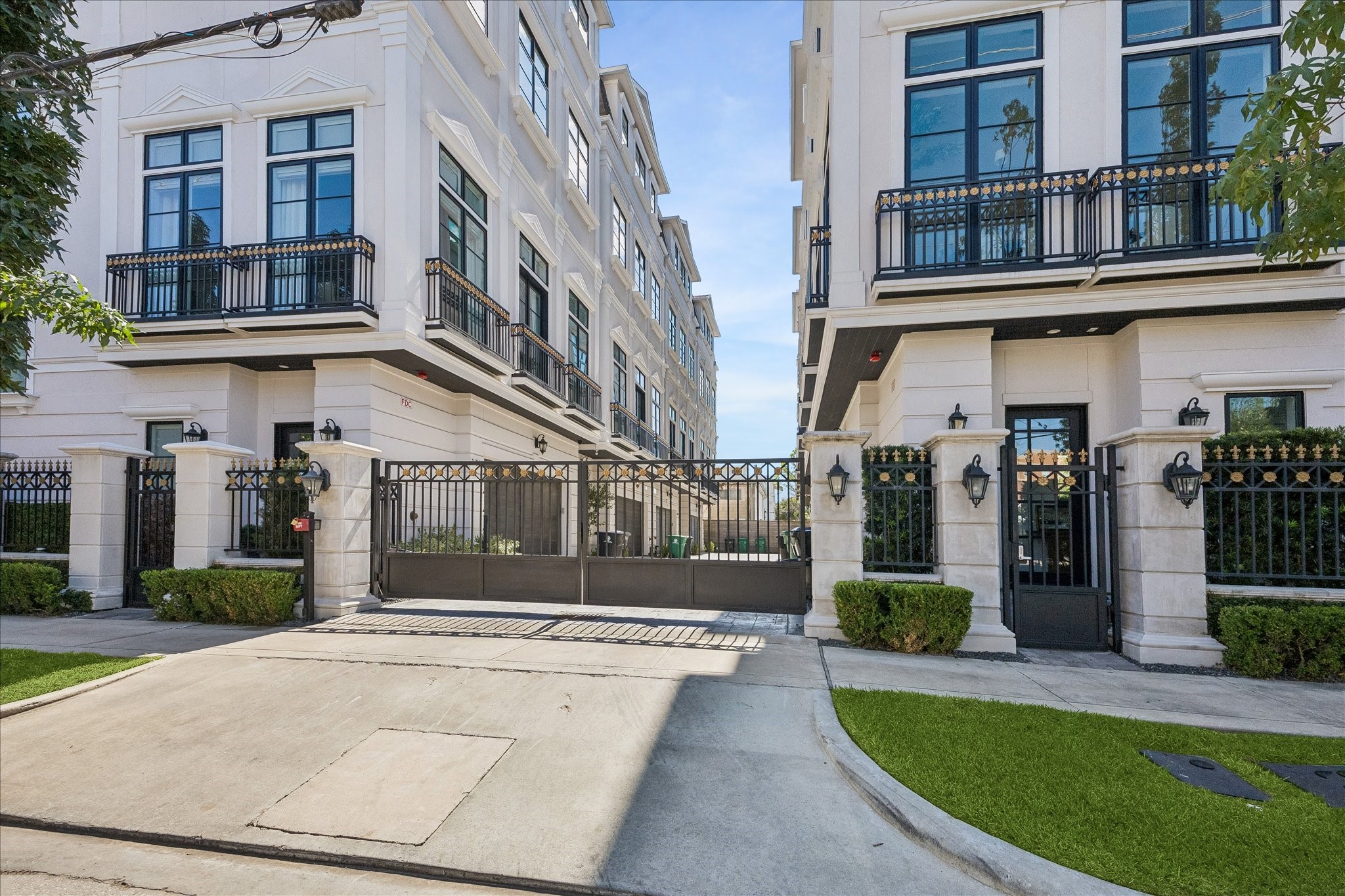 1331 Peden Street, Houston, TX 77006