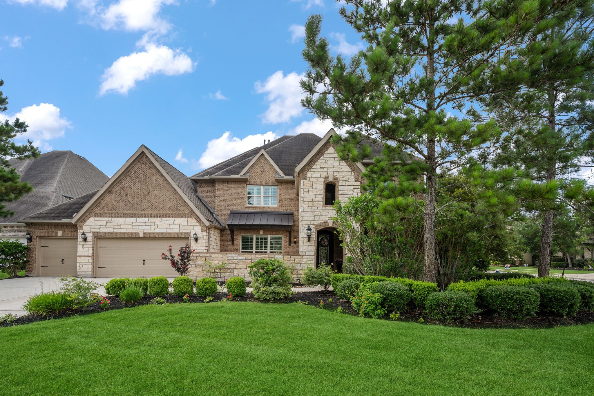 This lot is Massive at 16,797 sq ft lot! It is one of the biggest lots in Woodson's Reserve. This lot is Massive at 16,797 sq ft lot! It is one of the biggest lots in Woodson's Reserve.