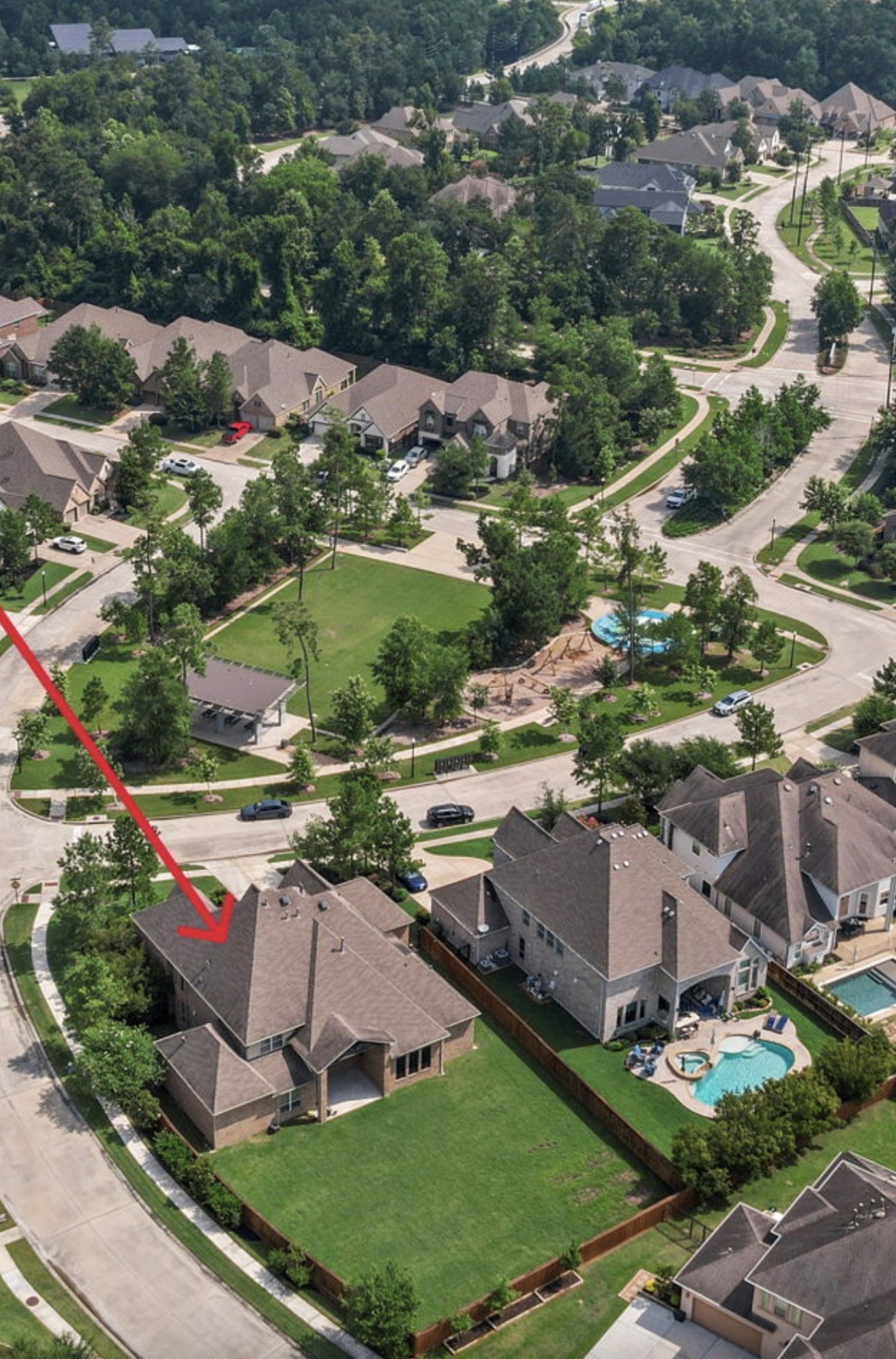 If you zoom in you can see Sycamore Park is right across the street. The park has a pavillion, playground, a green space to play sports and a splashpad.