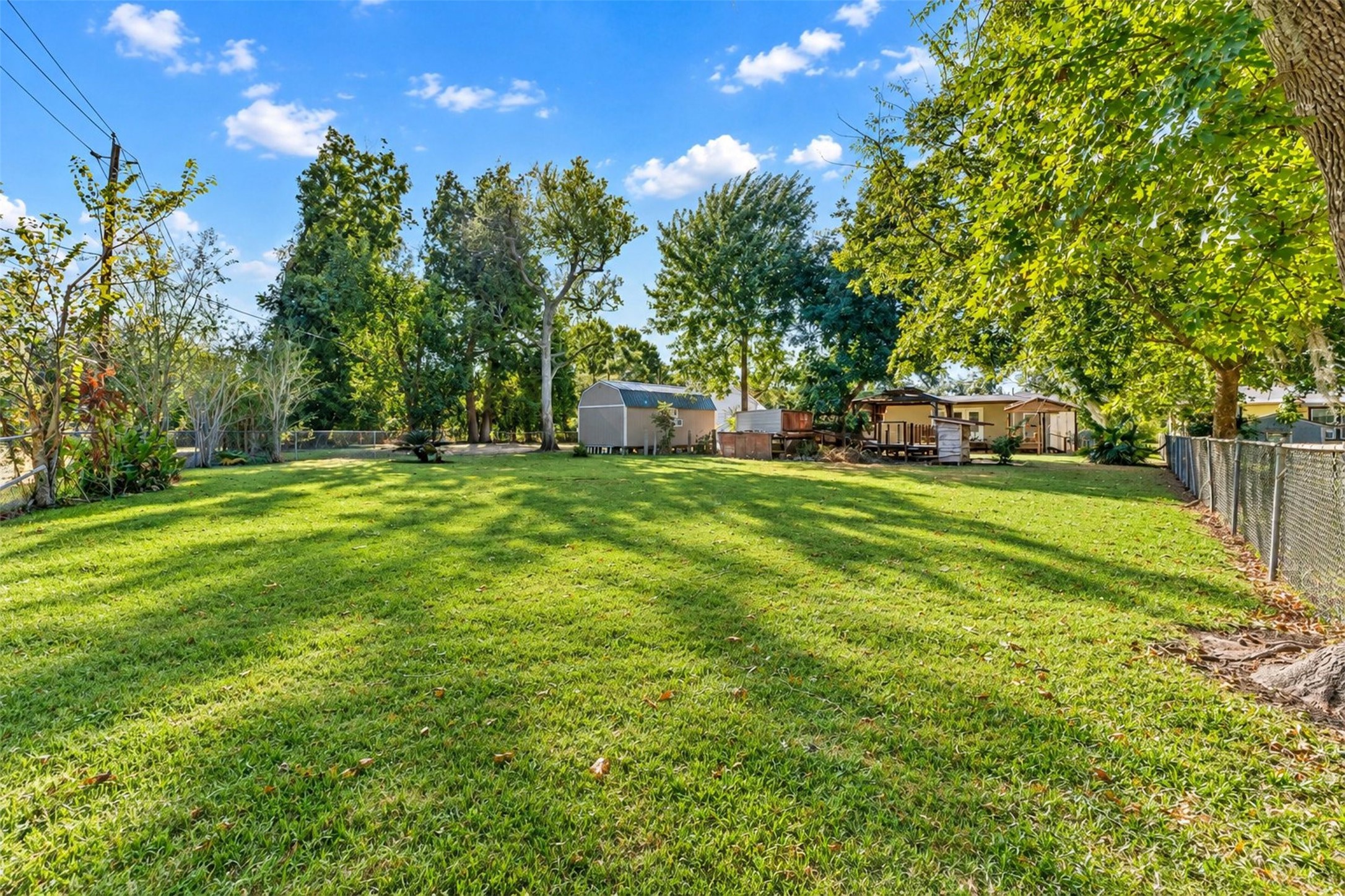 115 Camellia Street, Lake Jackson, TX 77566