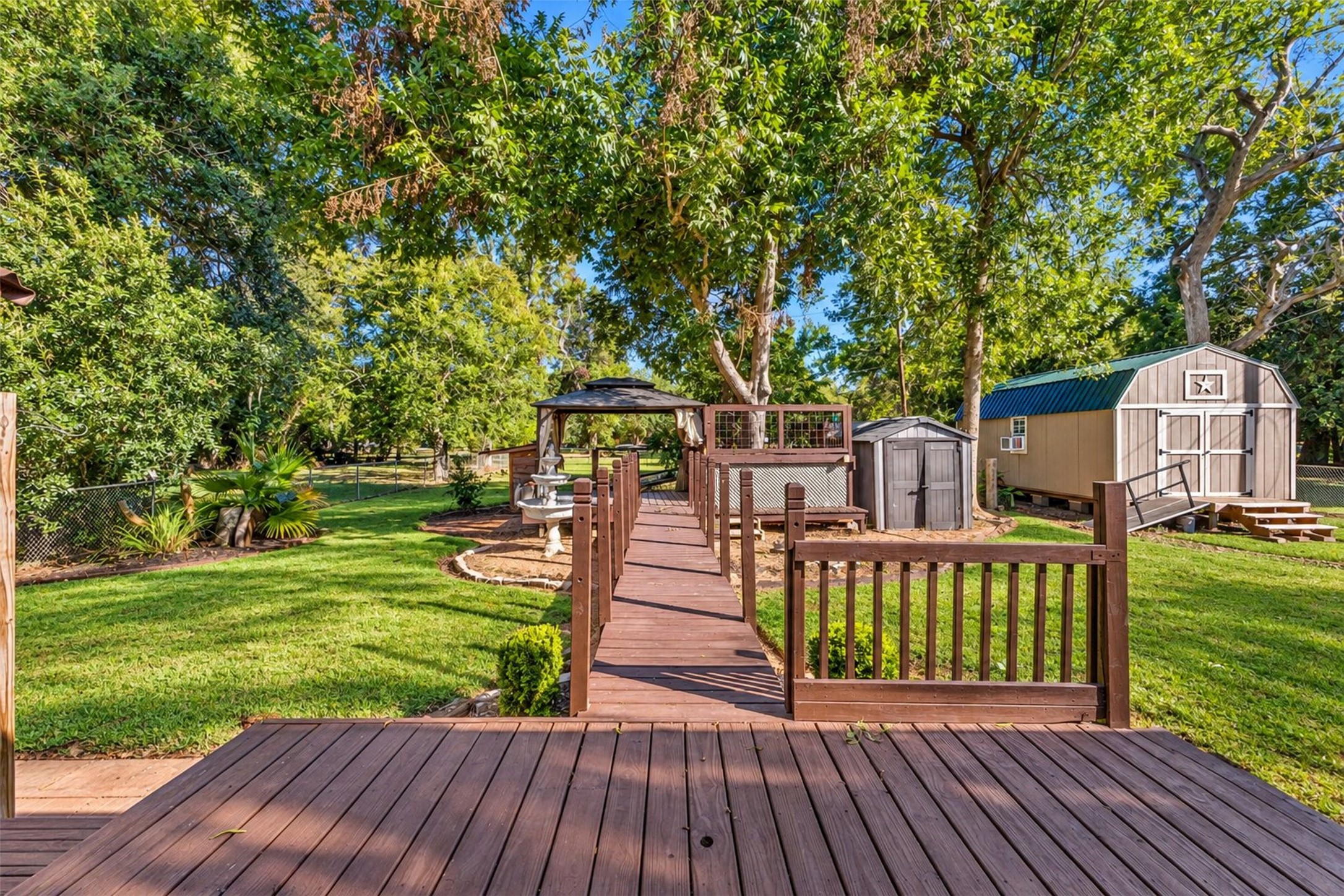 115 Camellia Street, Lake Jackson, TX 77566