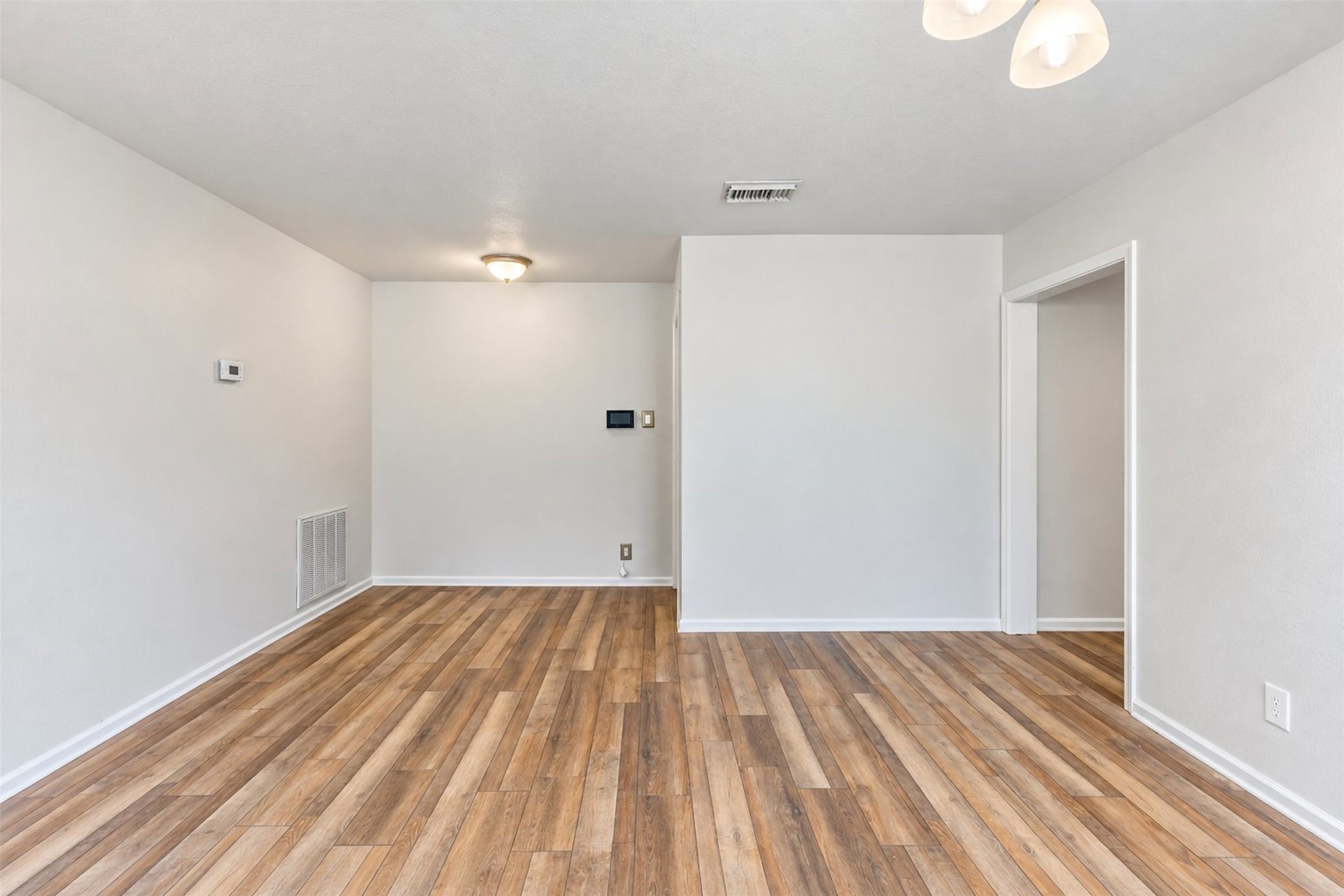 115 Camellia Street, Lake Jackson, TX 77566