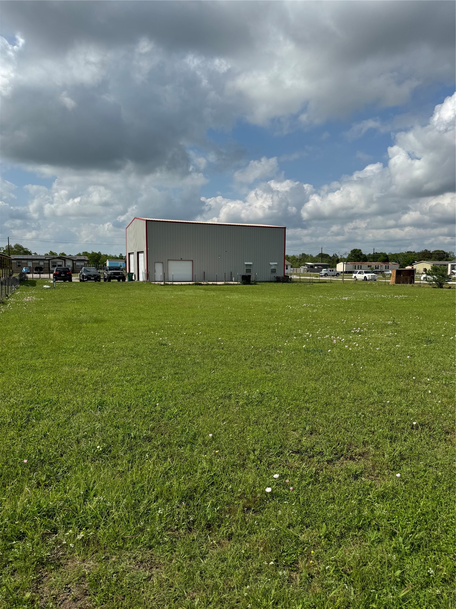 8417 Los Robles Avenue, Alvin, TX 77511