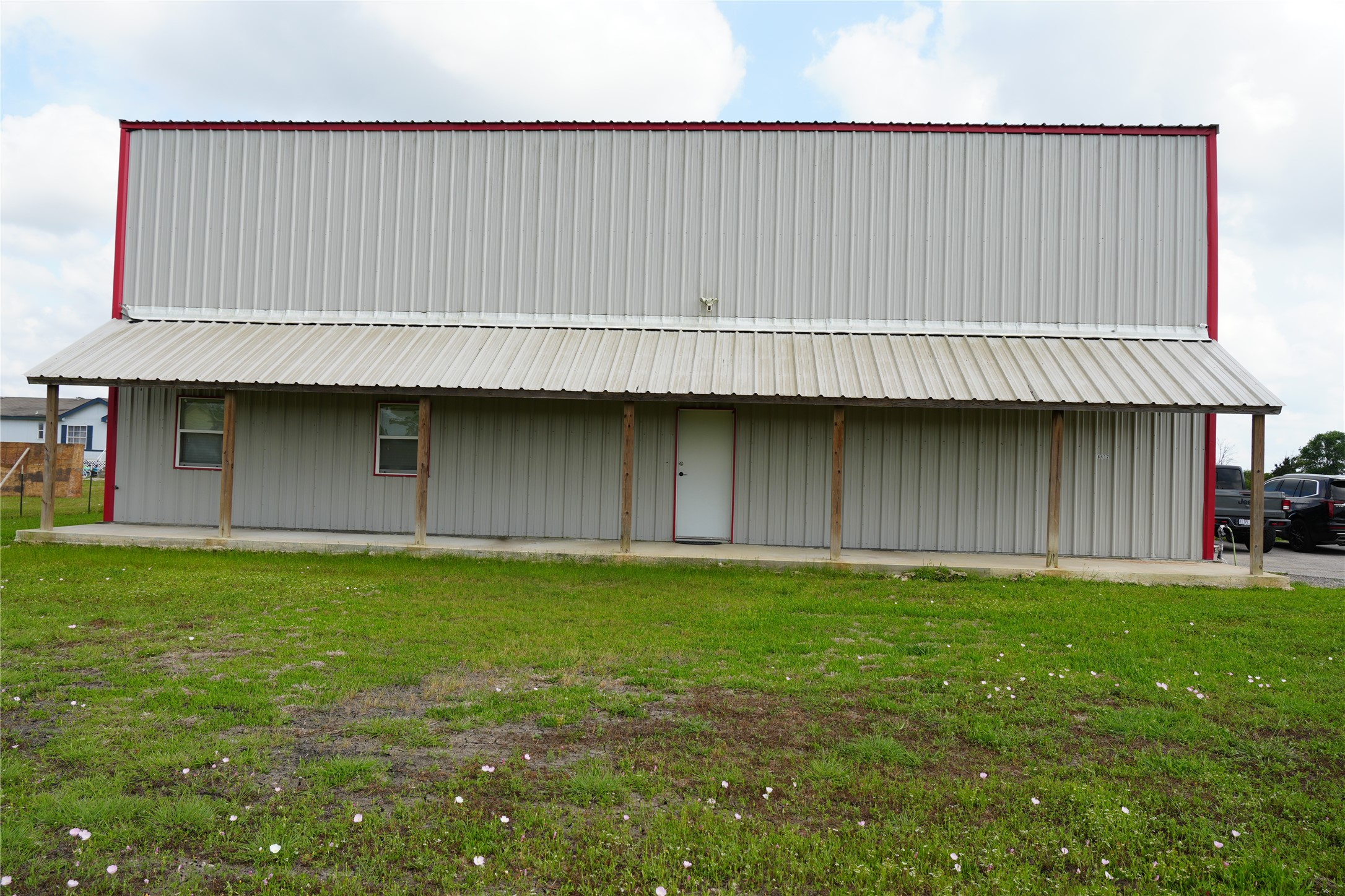 8417 Los Robles Avenue, Alvin, TX 77511