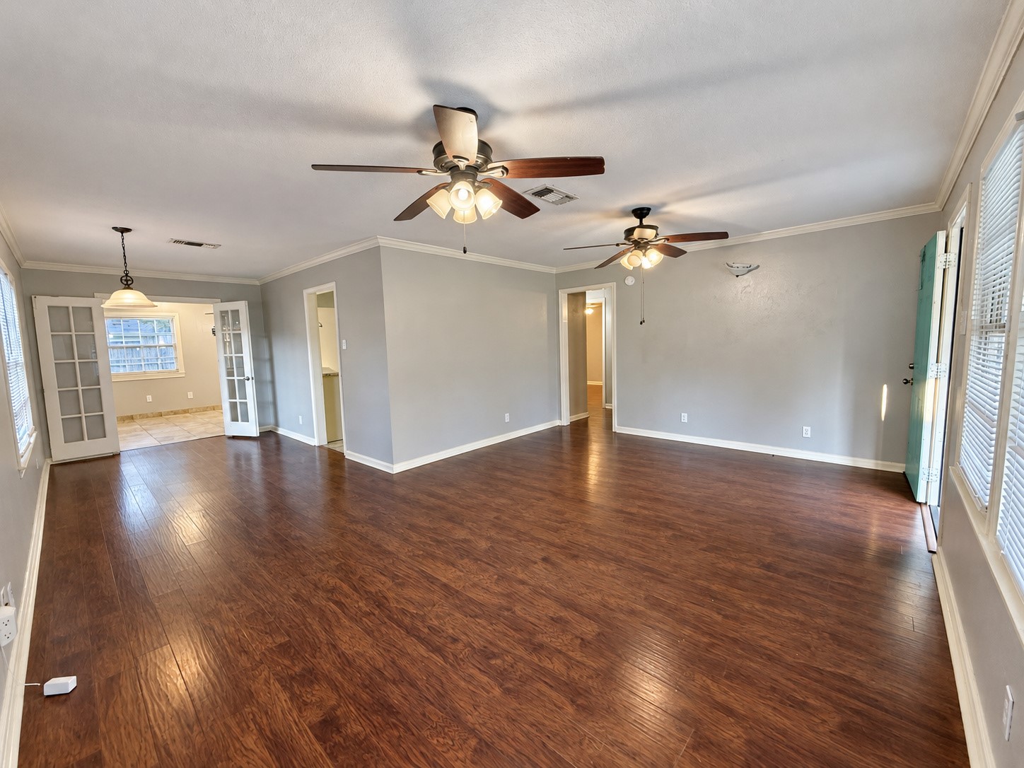2604 S Houston Drive, La Marque, TX 77568 2604 S Houston Drive, La Marque, TX 77568
