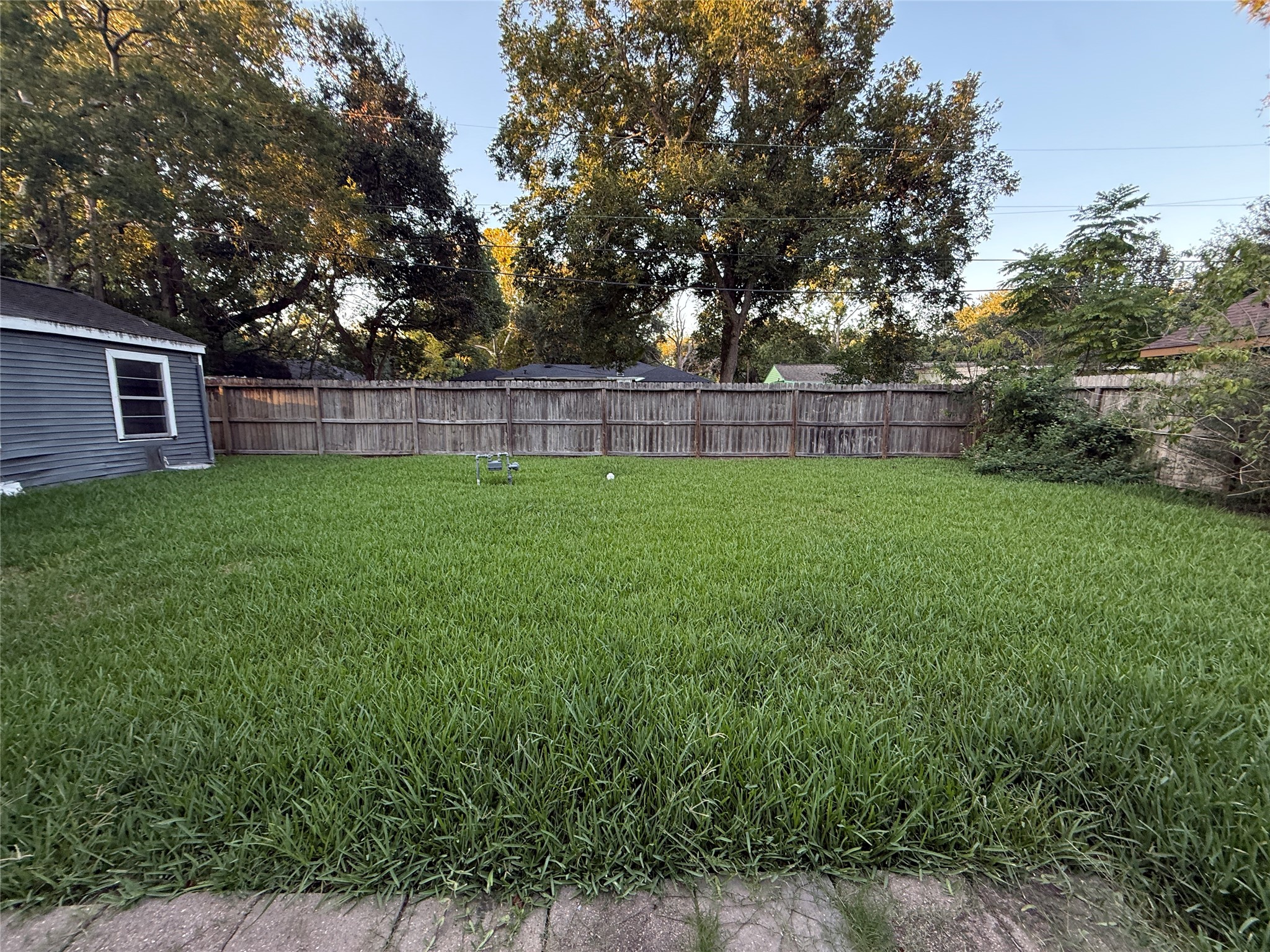 2604 S Houston Drive, La Marque, TX 77568