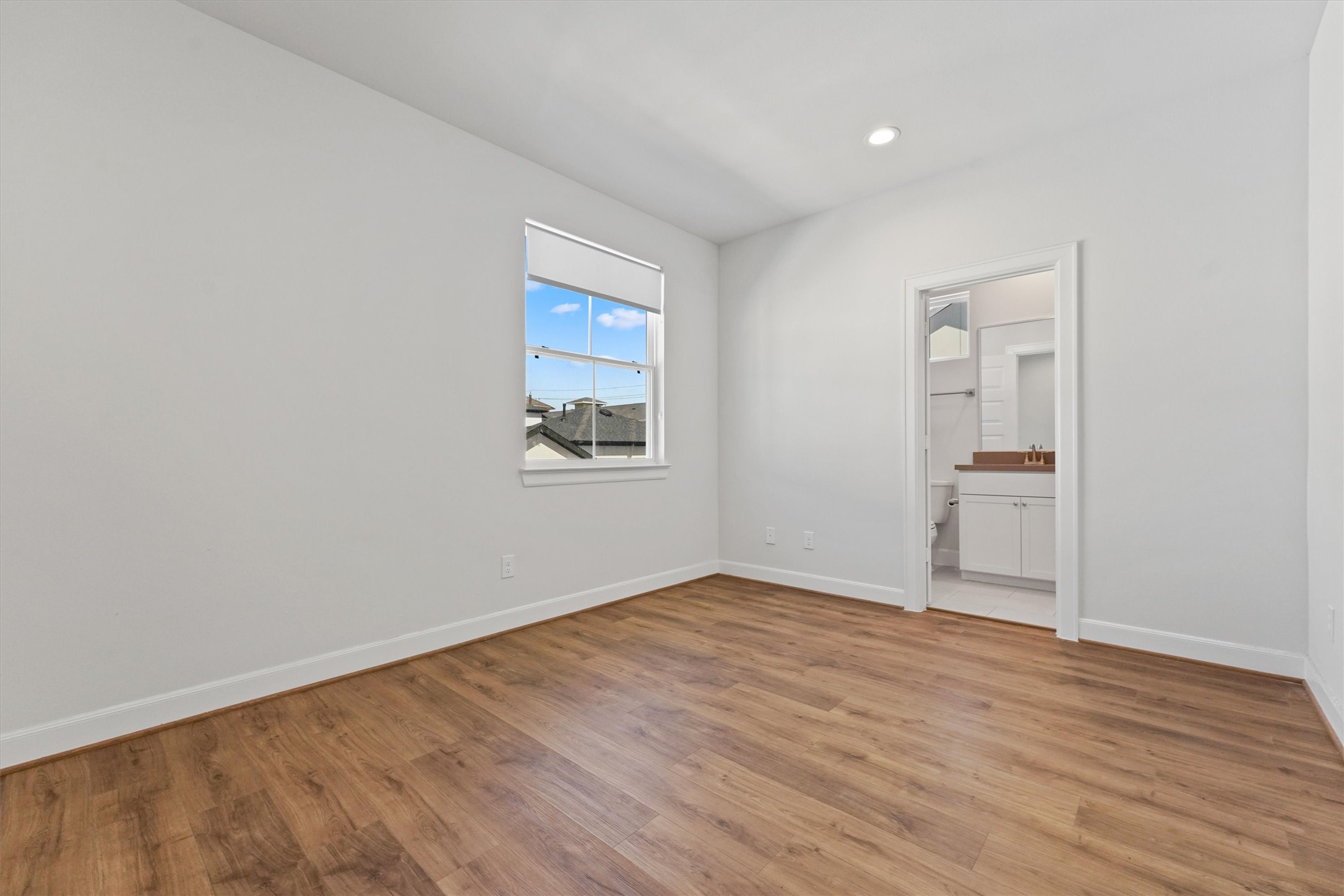 2802 Grand Fountains Drive, #G, Houston, TX 77054