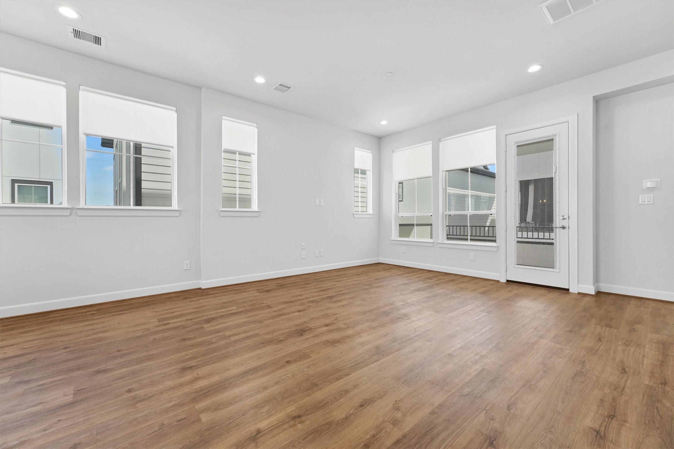 2802 Grand Fountains Drive, #G, Houston, TX 77054