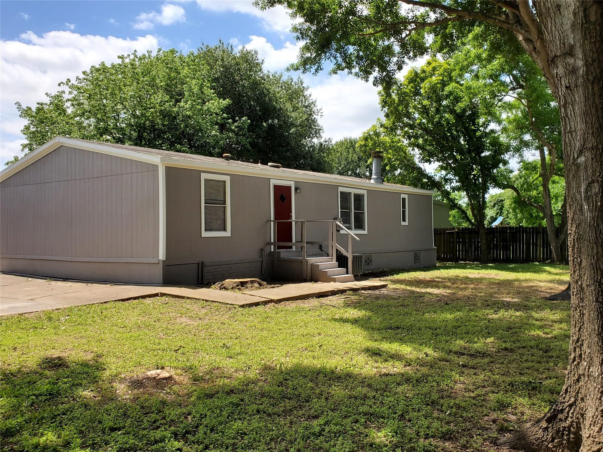 34814 Meadow Lane, Brookshire, TX 77423