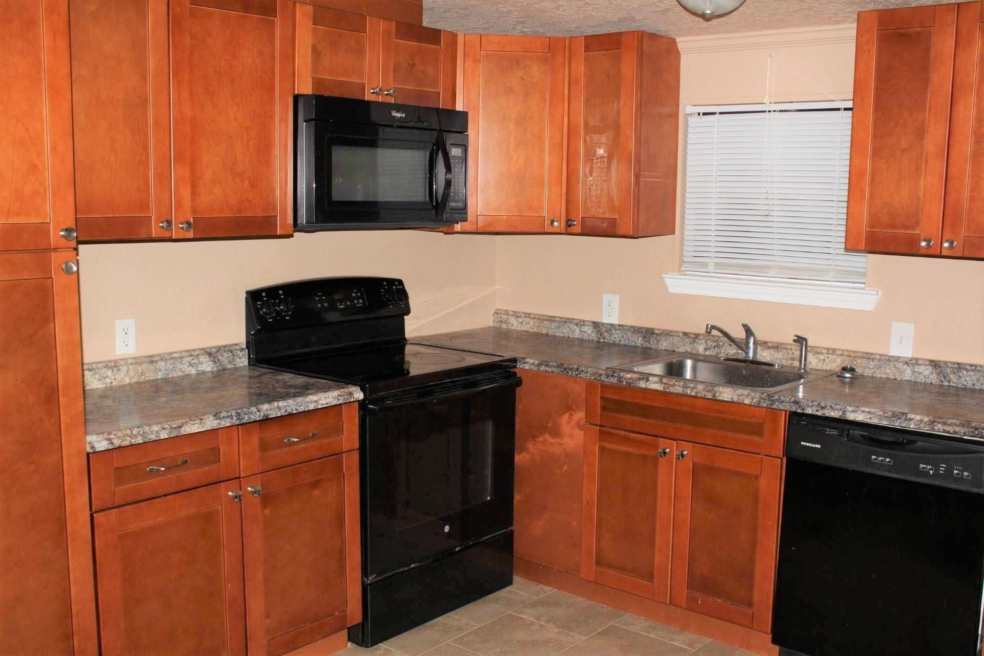 34814 Meadow Lane, Brookshire, TX 77423