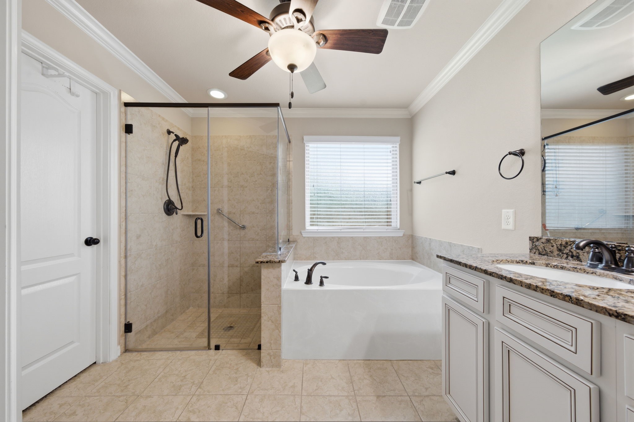 7611 Willow School Drive, Spring, TX 77389