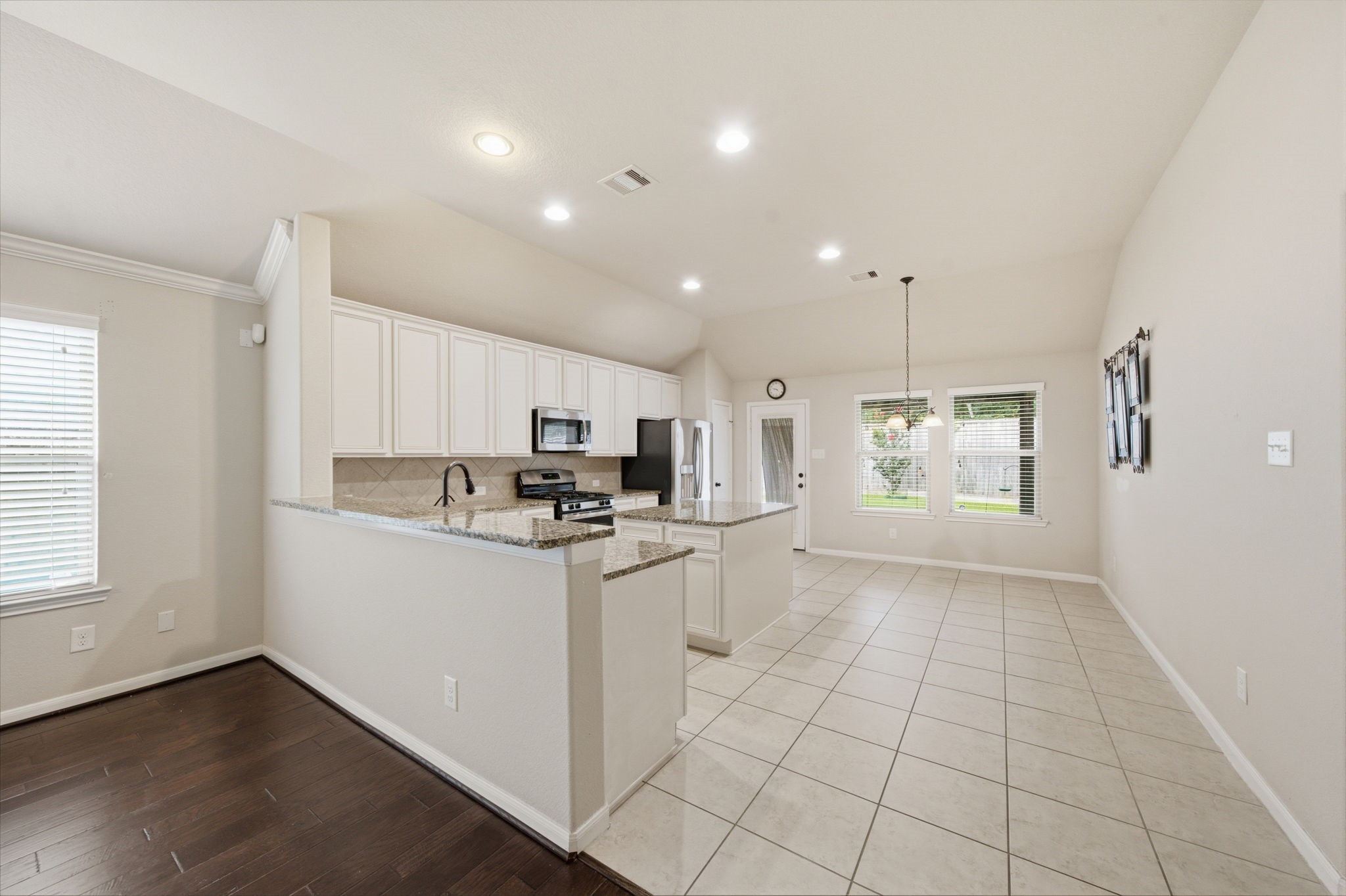 7611 Willow School Drive, Spring, TX 77389 7611 Willow School Drive, Spring, TX 77389