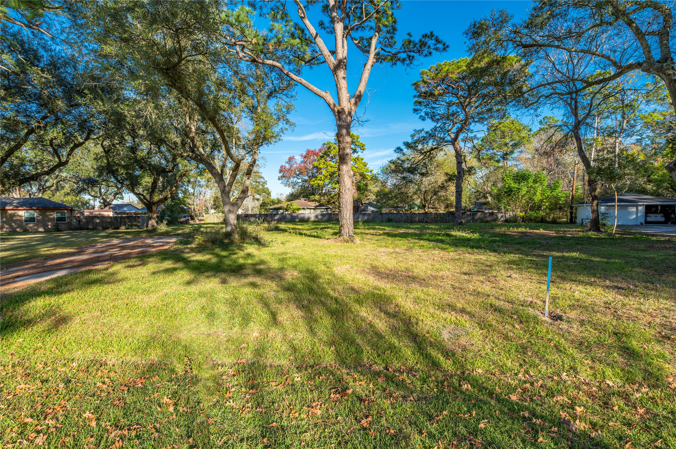 5059 Winding Way, Dickinson, TX 77539