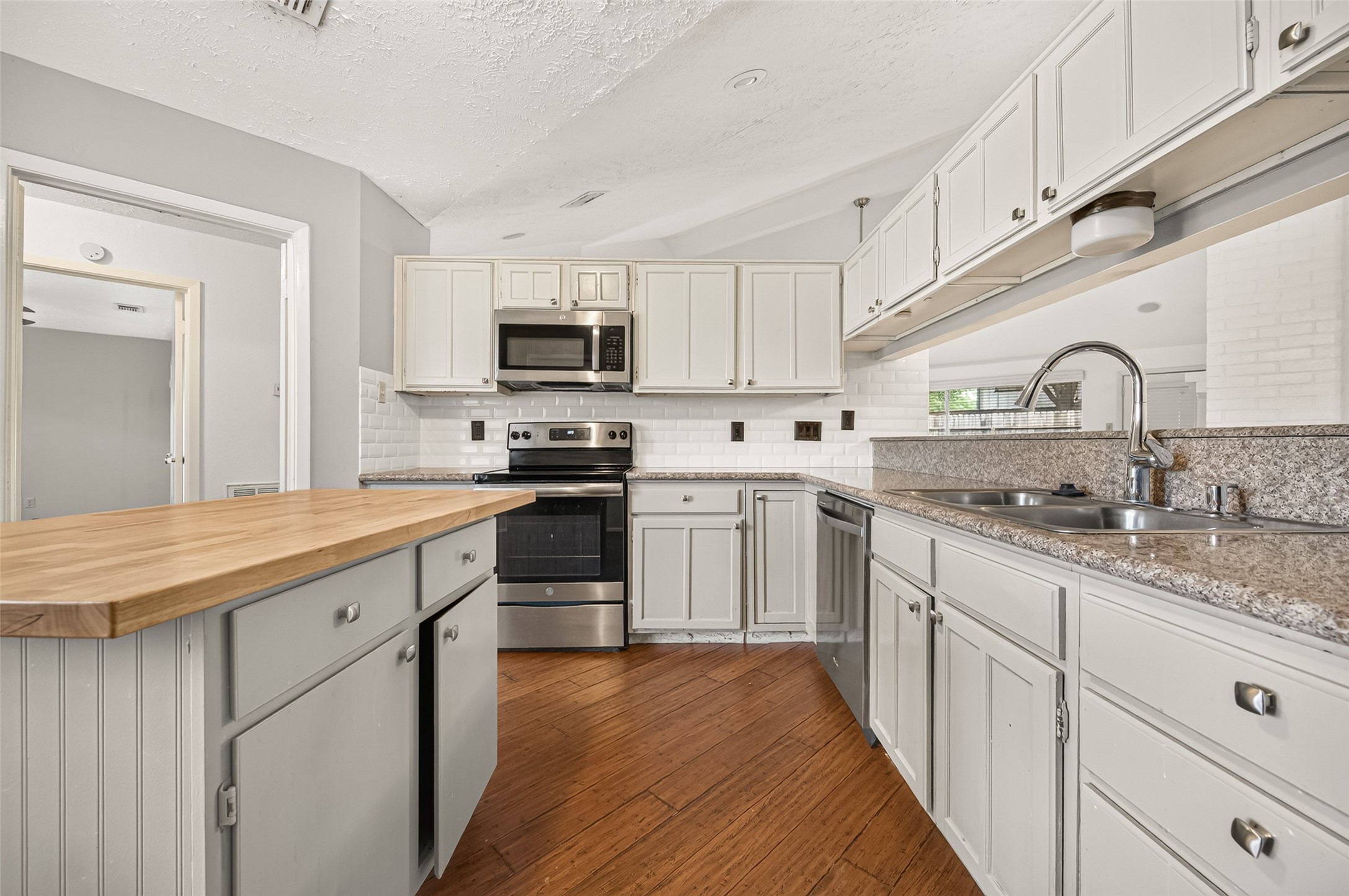 4818 Branchberry Lane, Spring, TX 77388