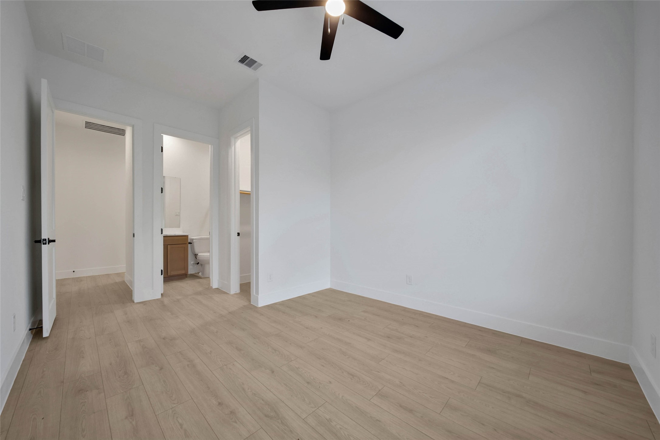351 Louvenia Court, Pinehurst, TX 77362