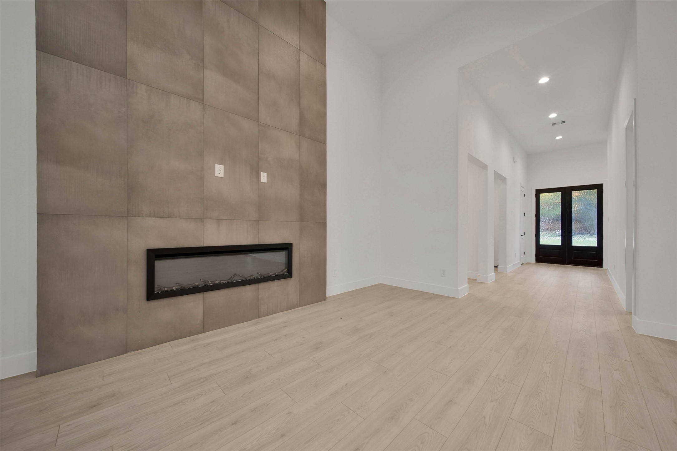 351 Louvenia Court, Pinehurst, TX 77362