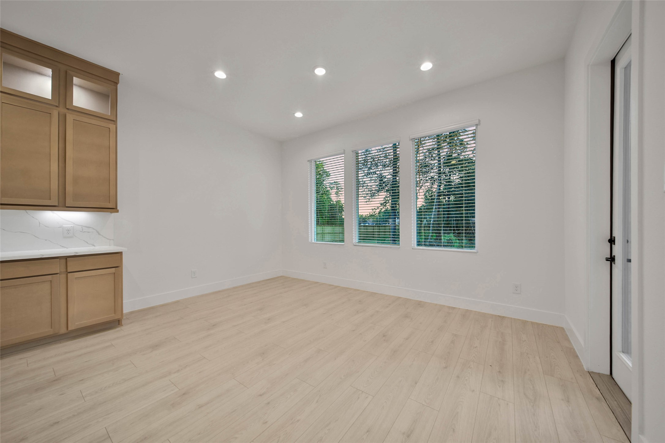 351 Louvenia Court, Pinehurst, TX 77362