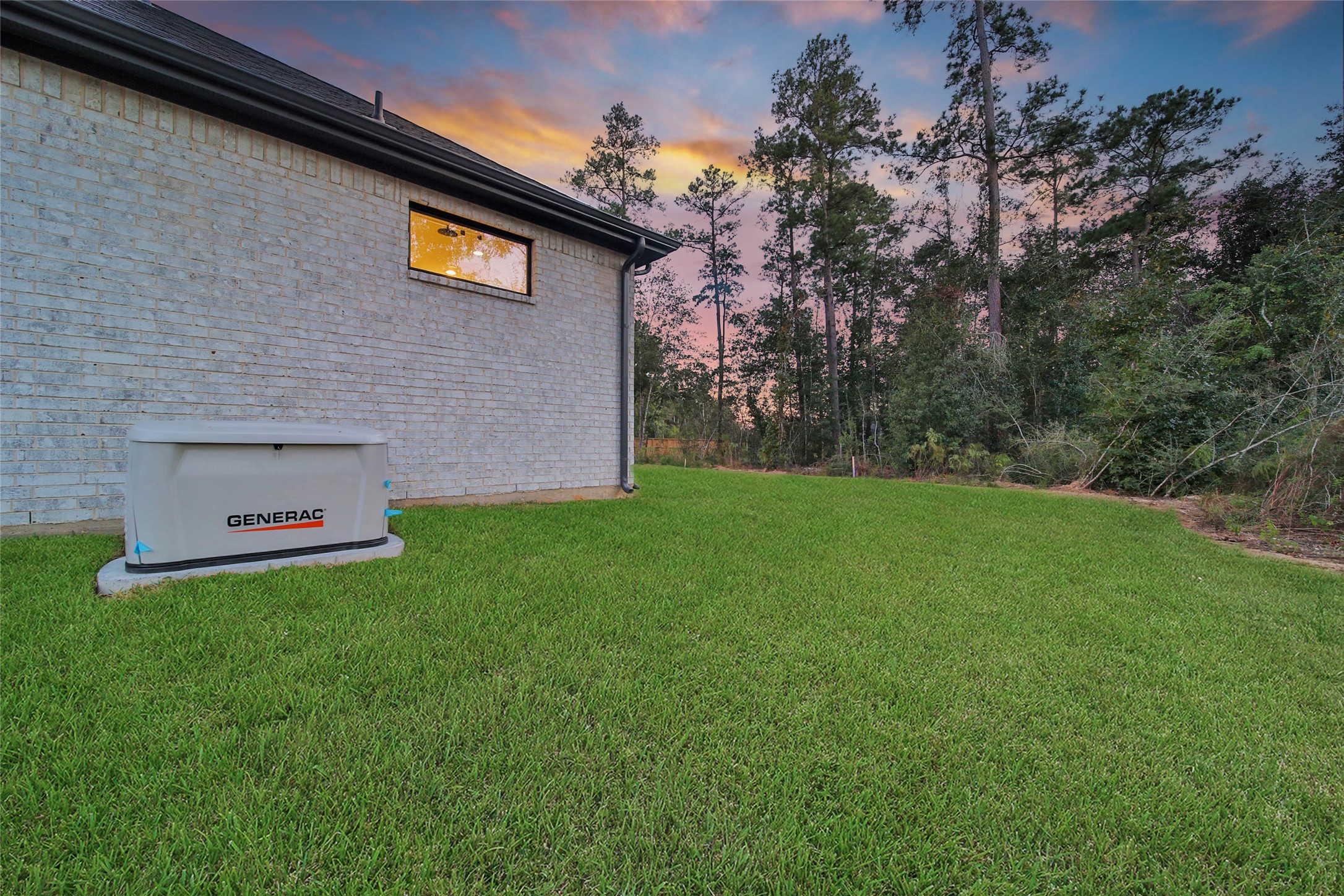351 Louvenia Court, Pinehurst, TX 77362