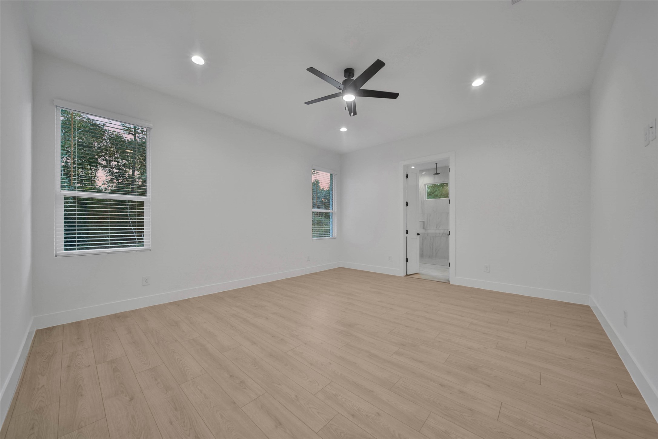 351 Louvenia Court, Pinehurst, TX 77362