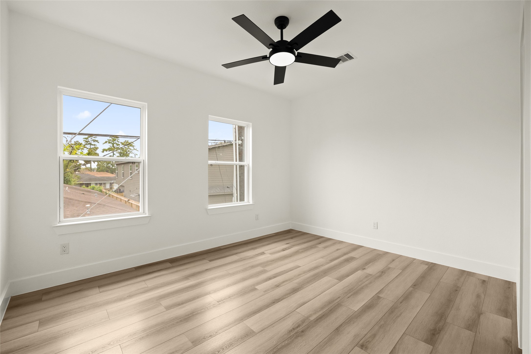 9011 Surry Street, Houston, TX 77028