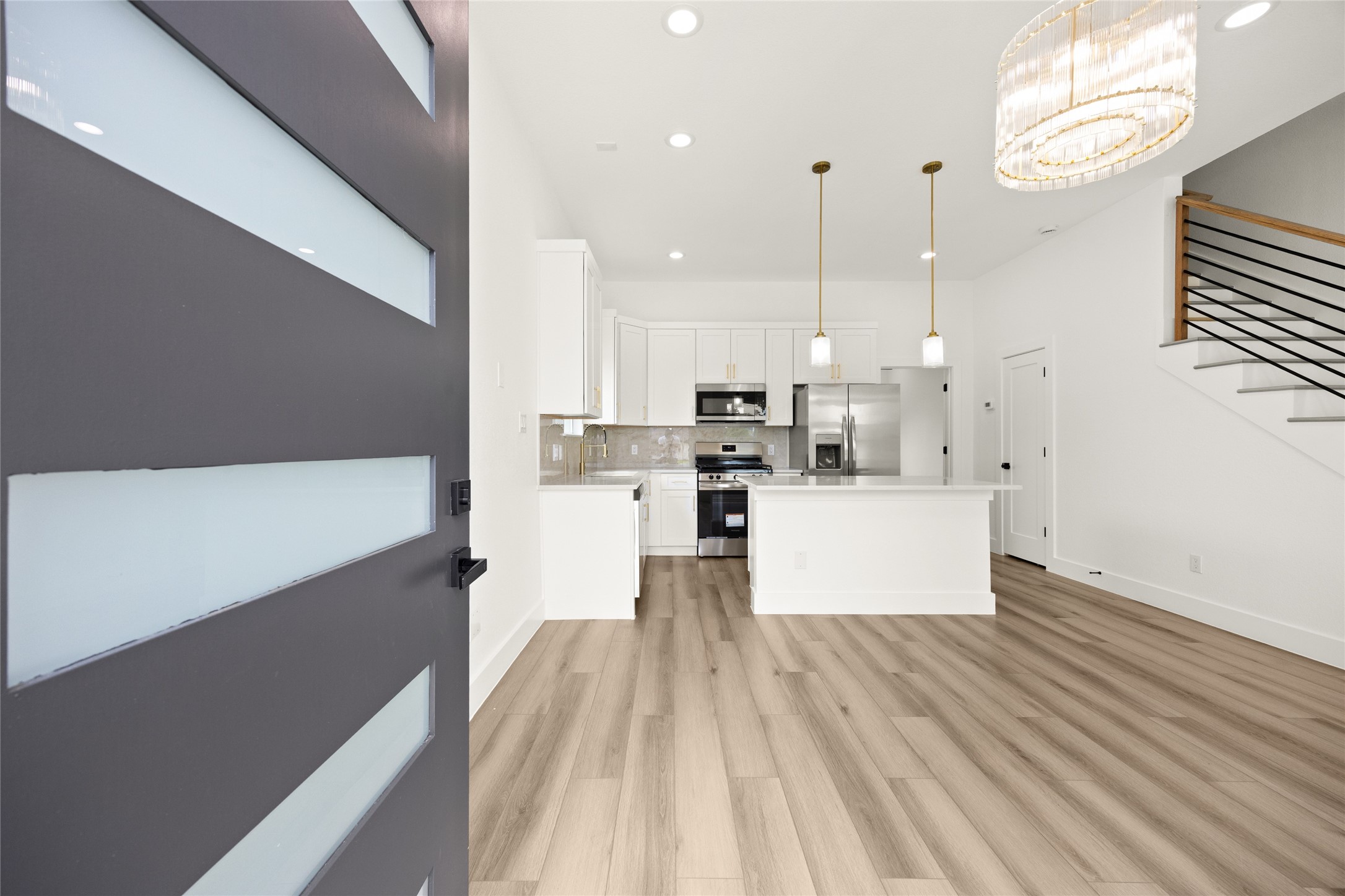 9011 Surry Street, Houston, TX 77028
