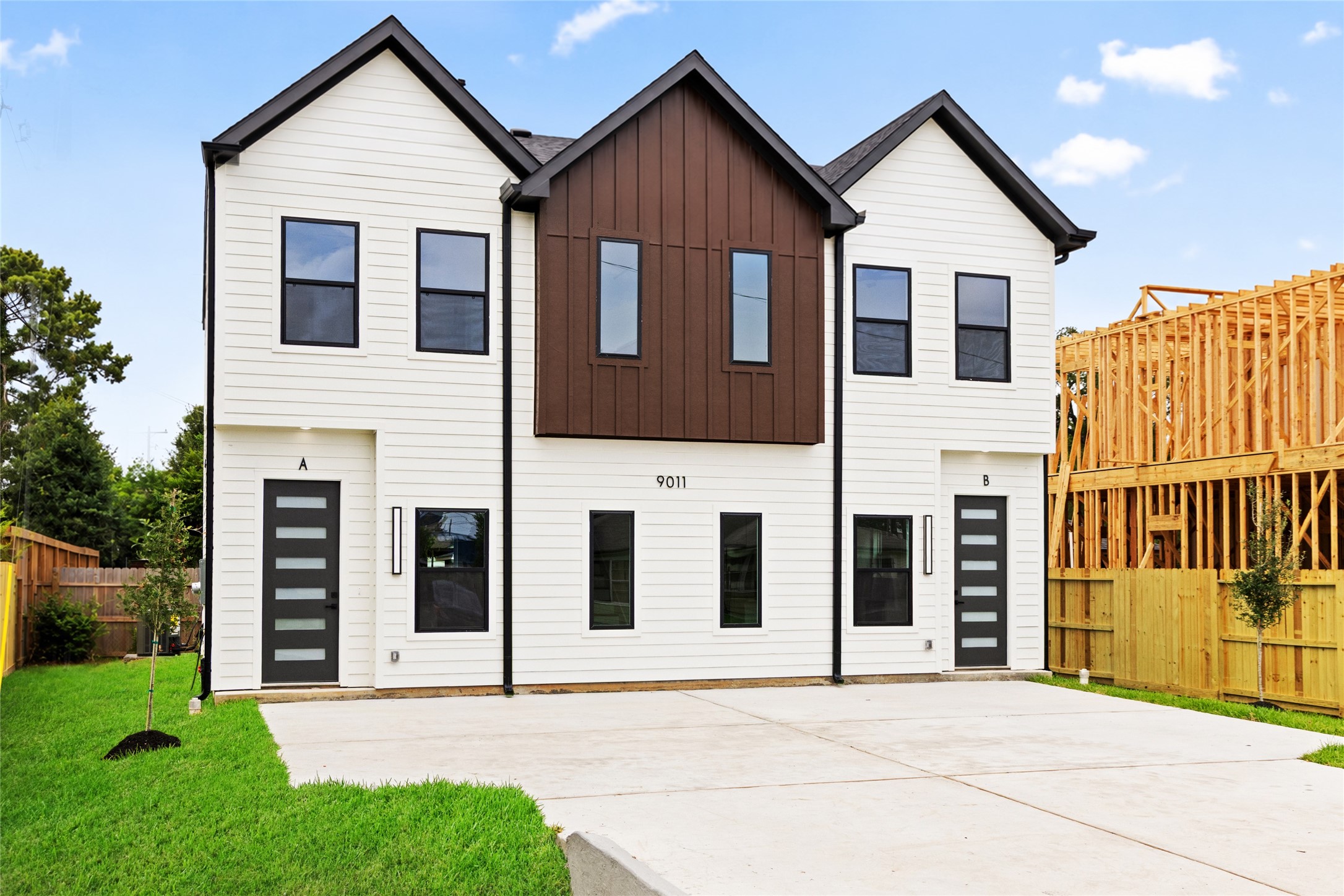 9011 Surry Street, Houston, TX 77028