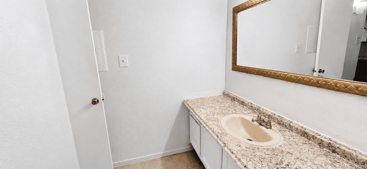 7313 Gulf Fwy APT, #907, Houston, TX 77017