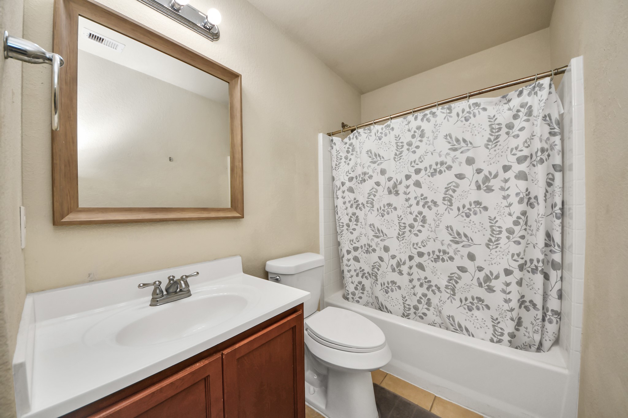 5019 Royal Cypress Drive, Katy, TX 77449