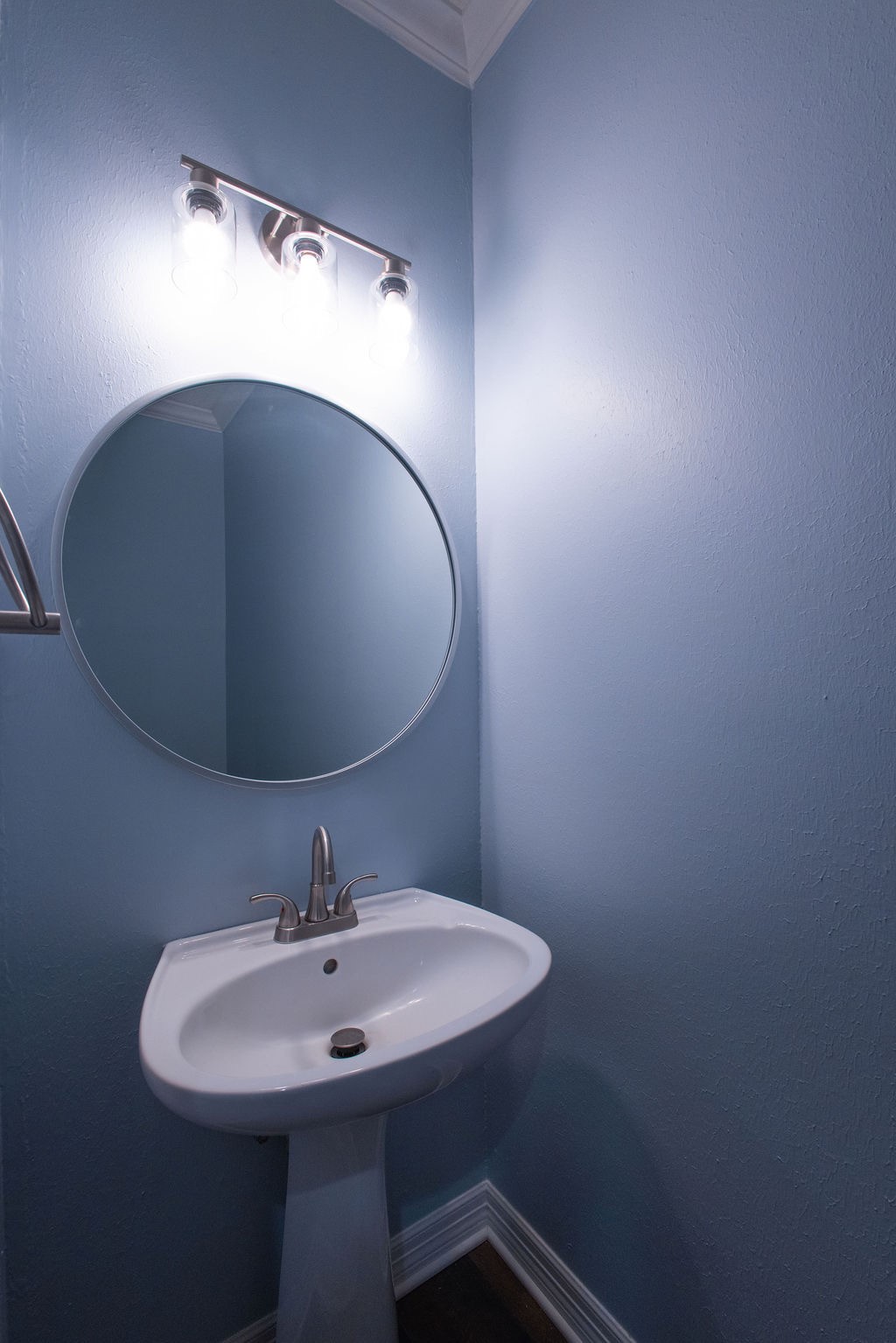 One of the two half baths