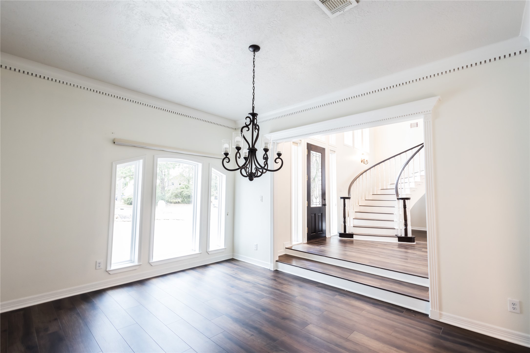 Formal dining room