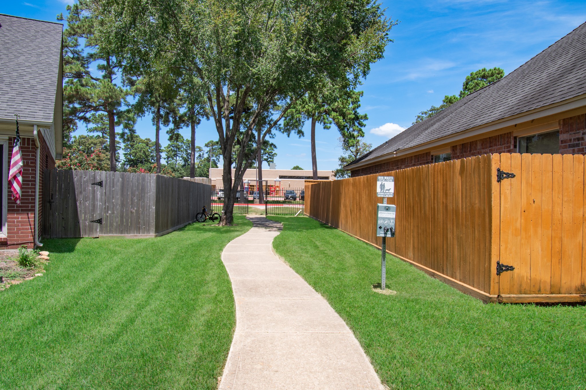 Neighborhood walkway provides convenient access to nearby Lakewood Elementary School.