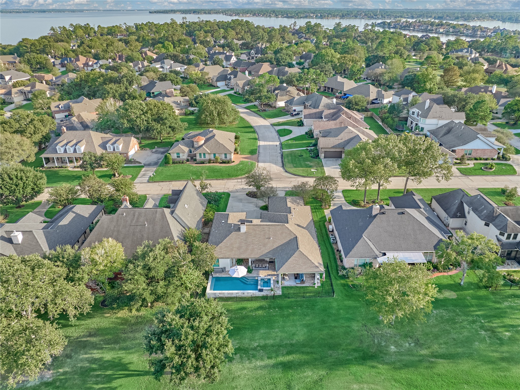 132 Somerton Drive, Montgomery, TX 77356