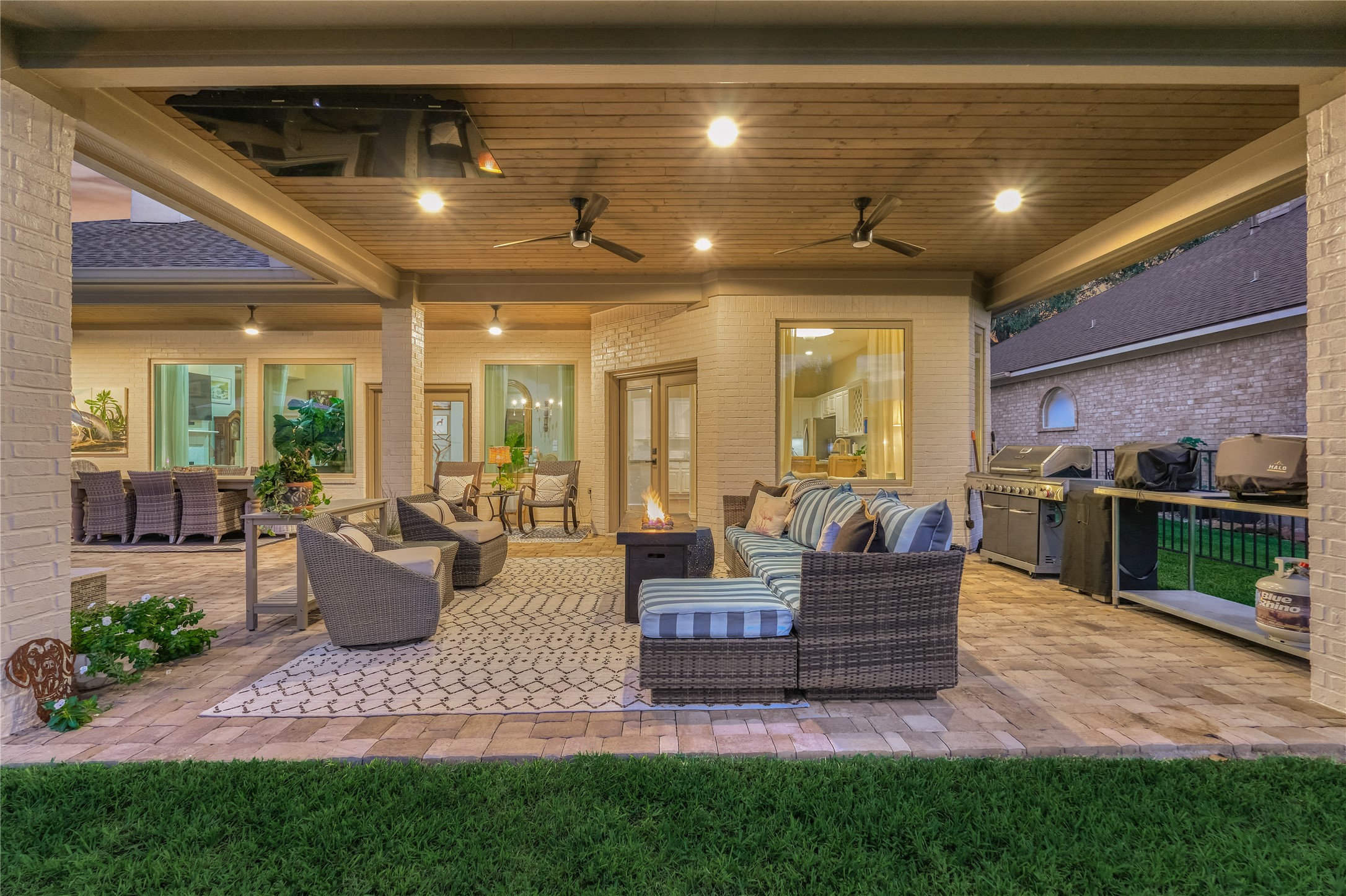 132 Somerton Drive, Montgomery, TX 77356