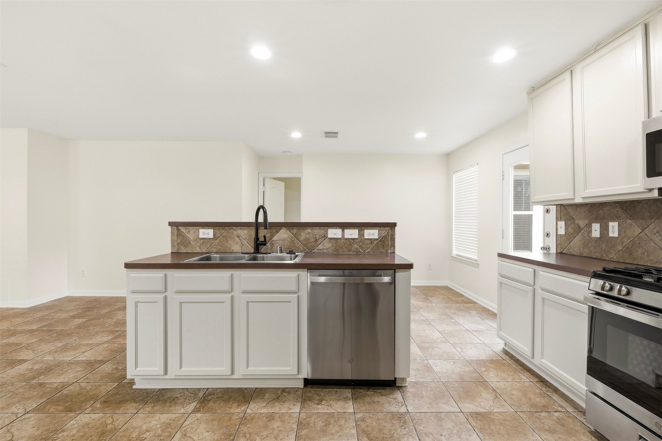 7719 Serene Wood Lane, Cypress, TX 77433