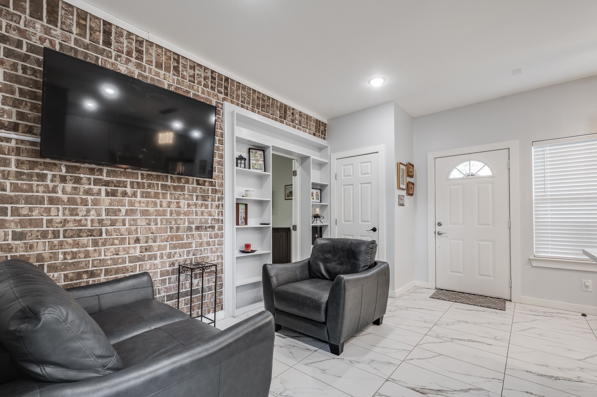 Second living with built in bookcase.