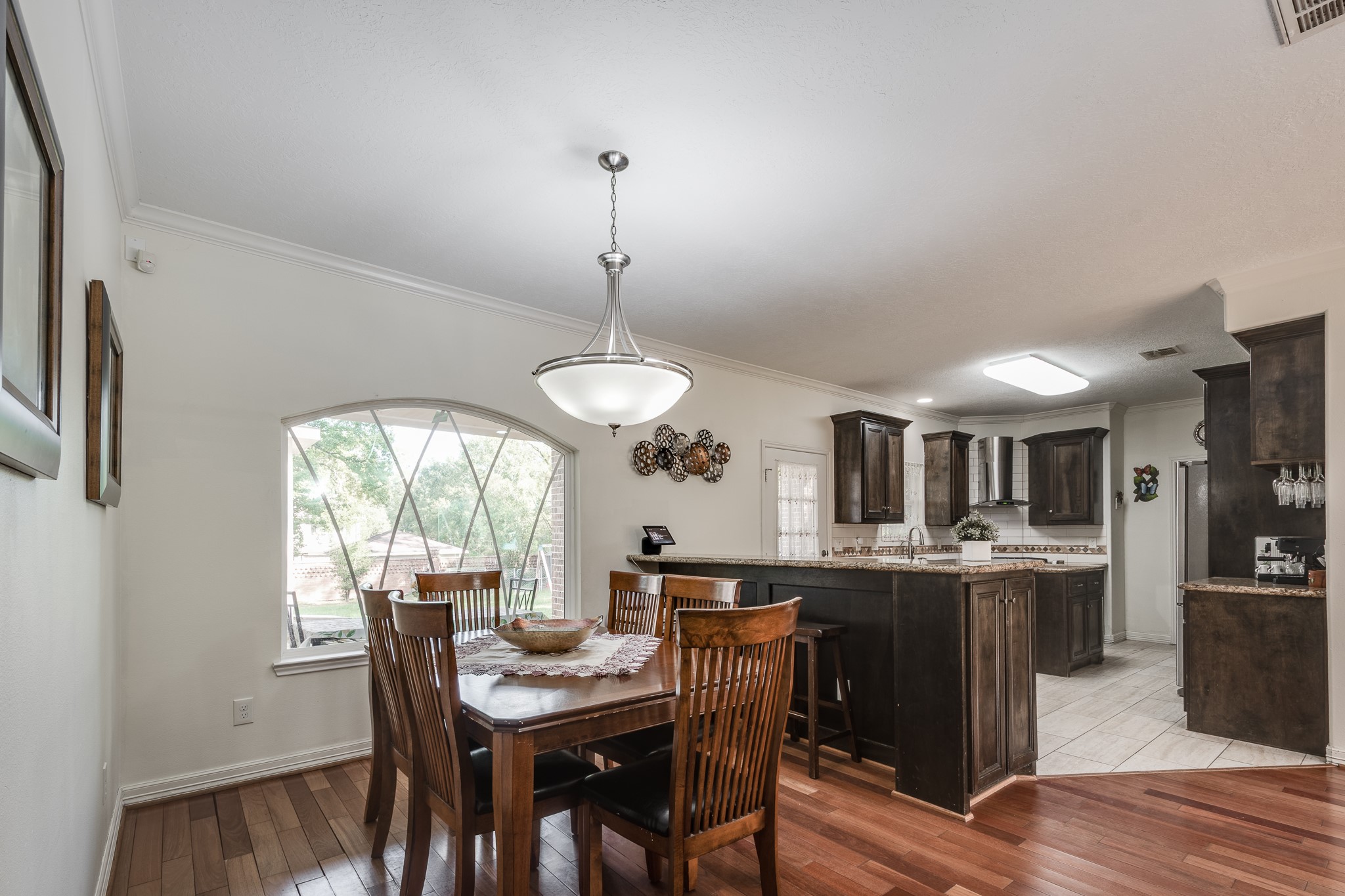 305 Hill Brook Lane, Conroe, TX 77385
